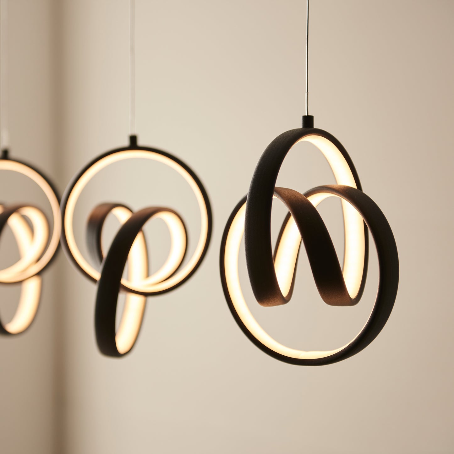 Cosma 5 Pendant Light – Black