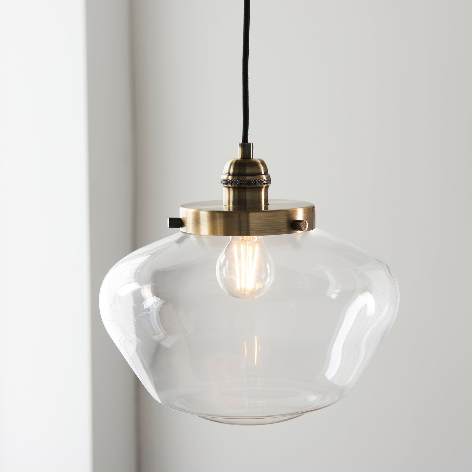 Camberley 1 Pendant Light Antique Brass Clear – Brass