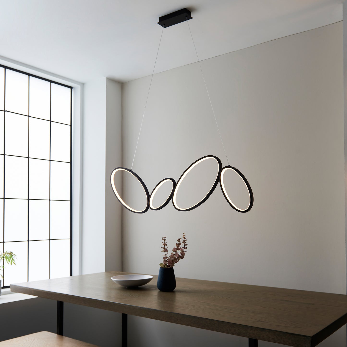 Ovals 4 Pendant Light – Black