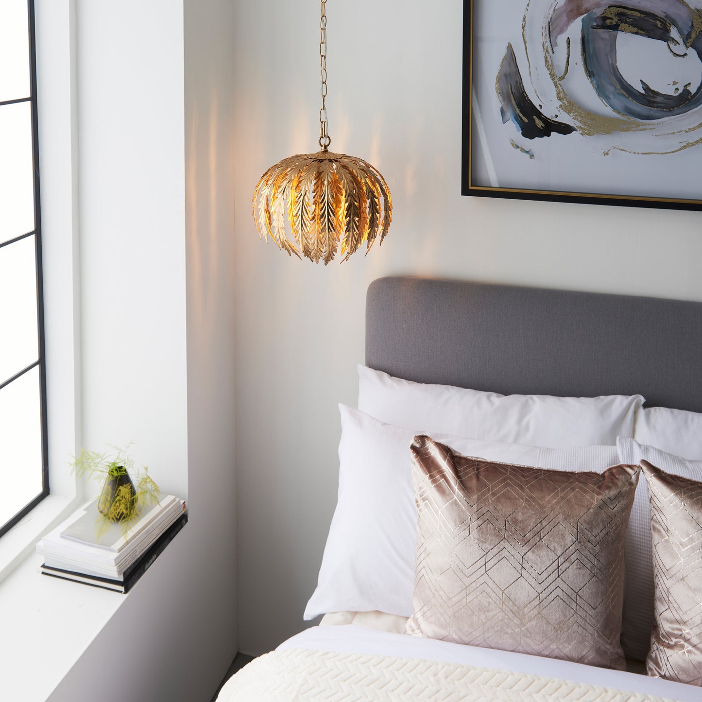 Delphine 1 Pendant Light Gold Leaf – Gold