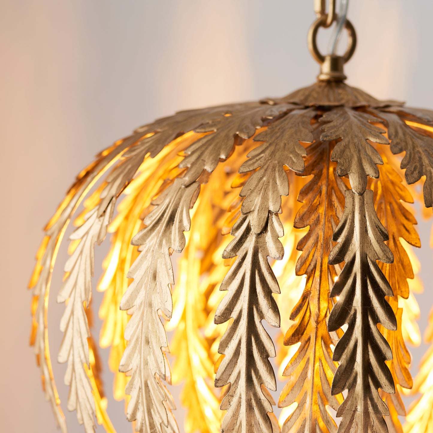 Delphine 1 Pendant Light Gold Leaf – Gold