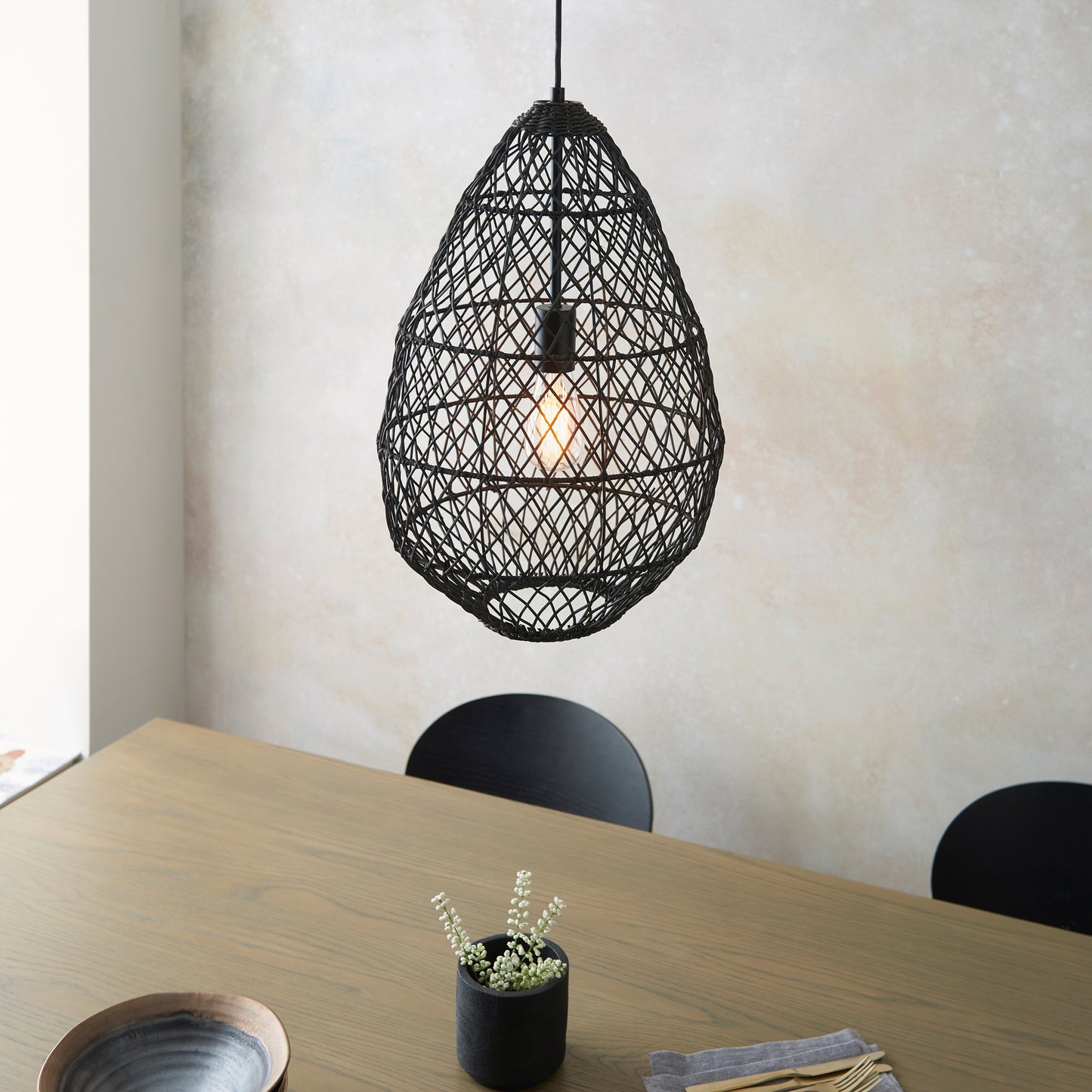 Pimva 1 Pendant Light Black Rattan – Black