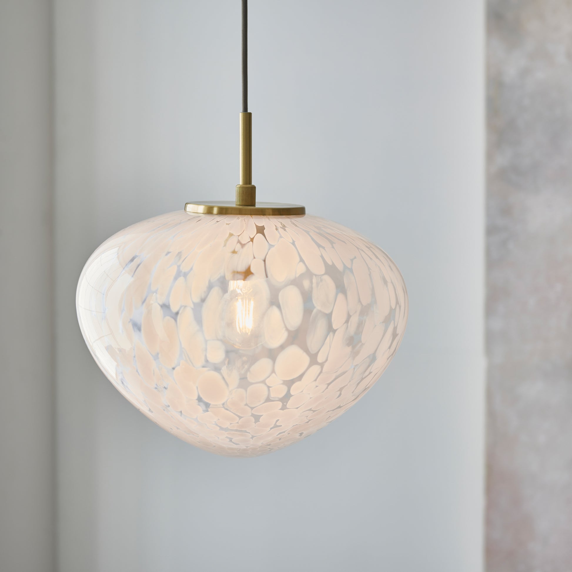 Mali 1 Pendant Light Satin Brass – Brass