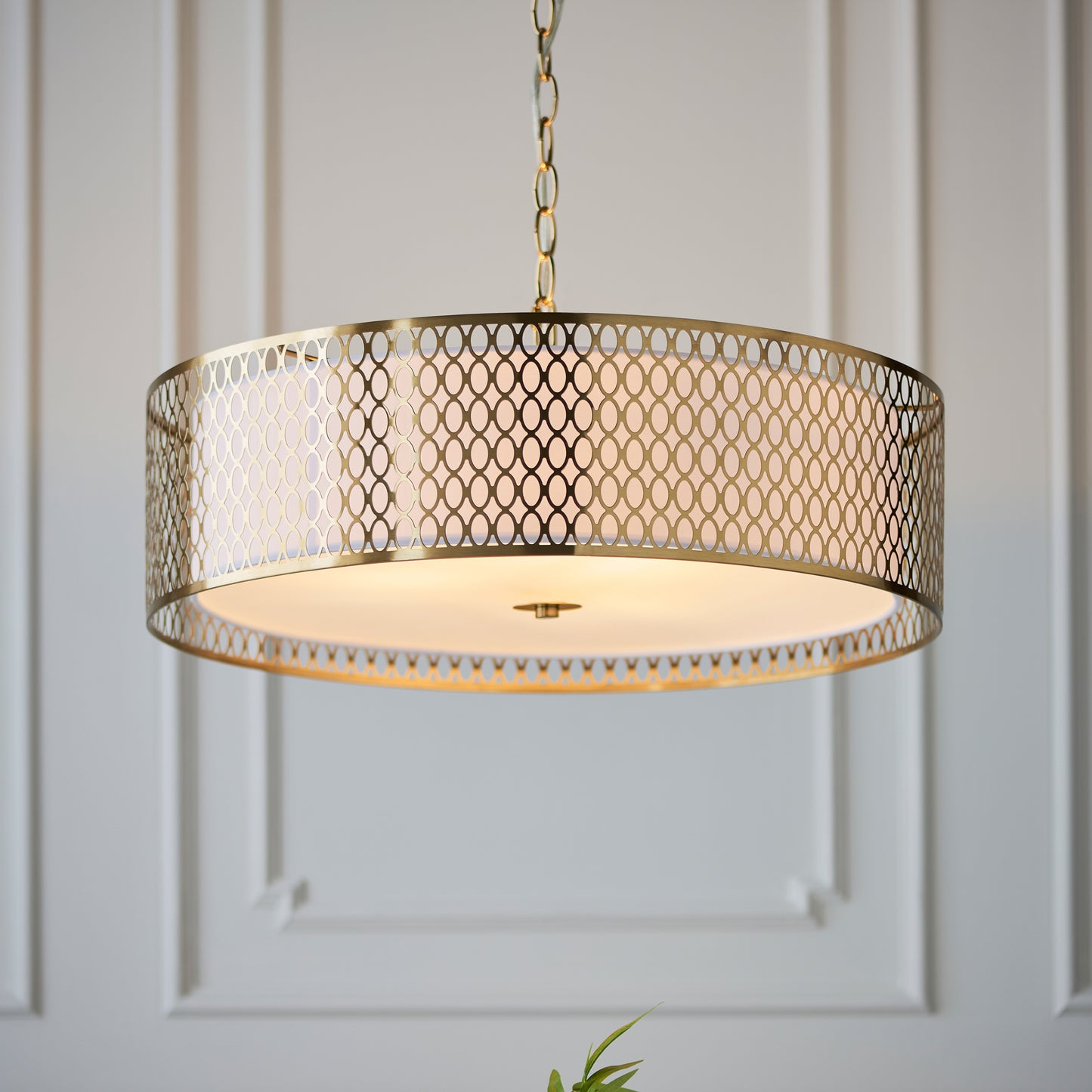 Cordero Pendant Light Gold/White – Black