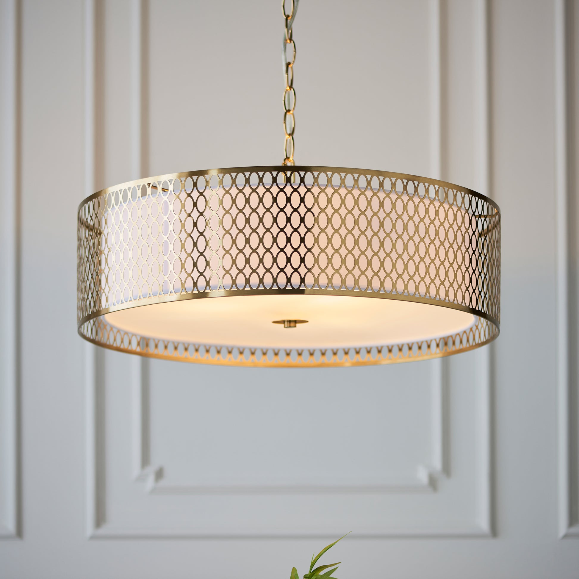 Cordero Pendant Light Gold/White – Black