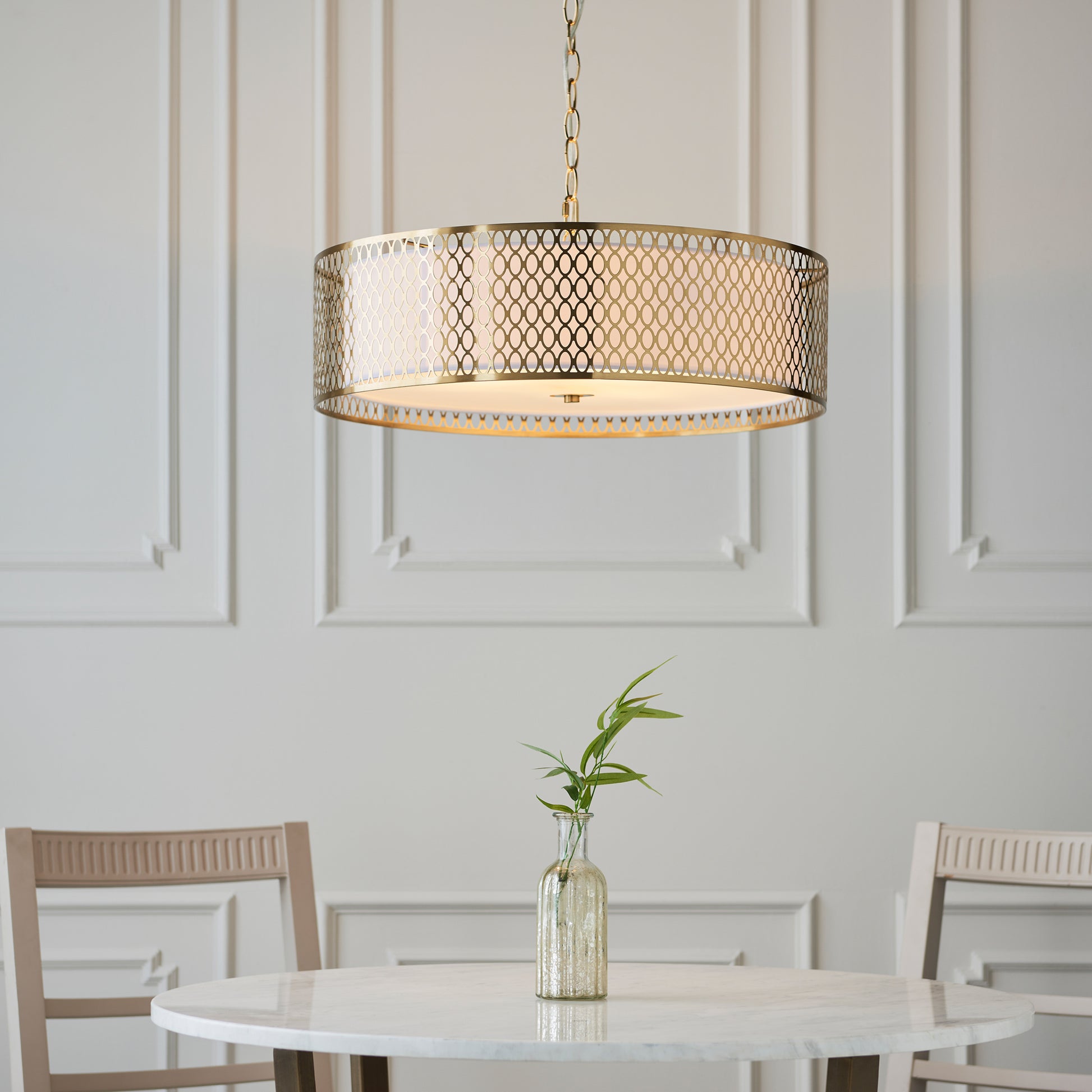 Cordero Pendant Light Gold/White – Black