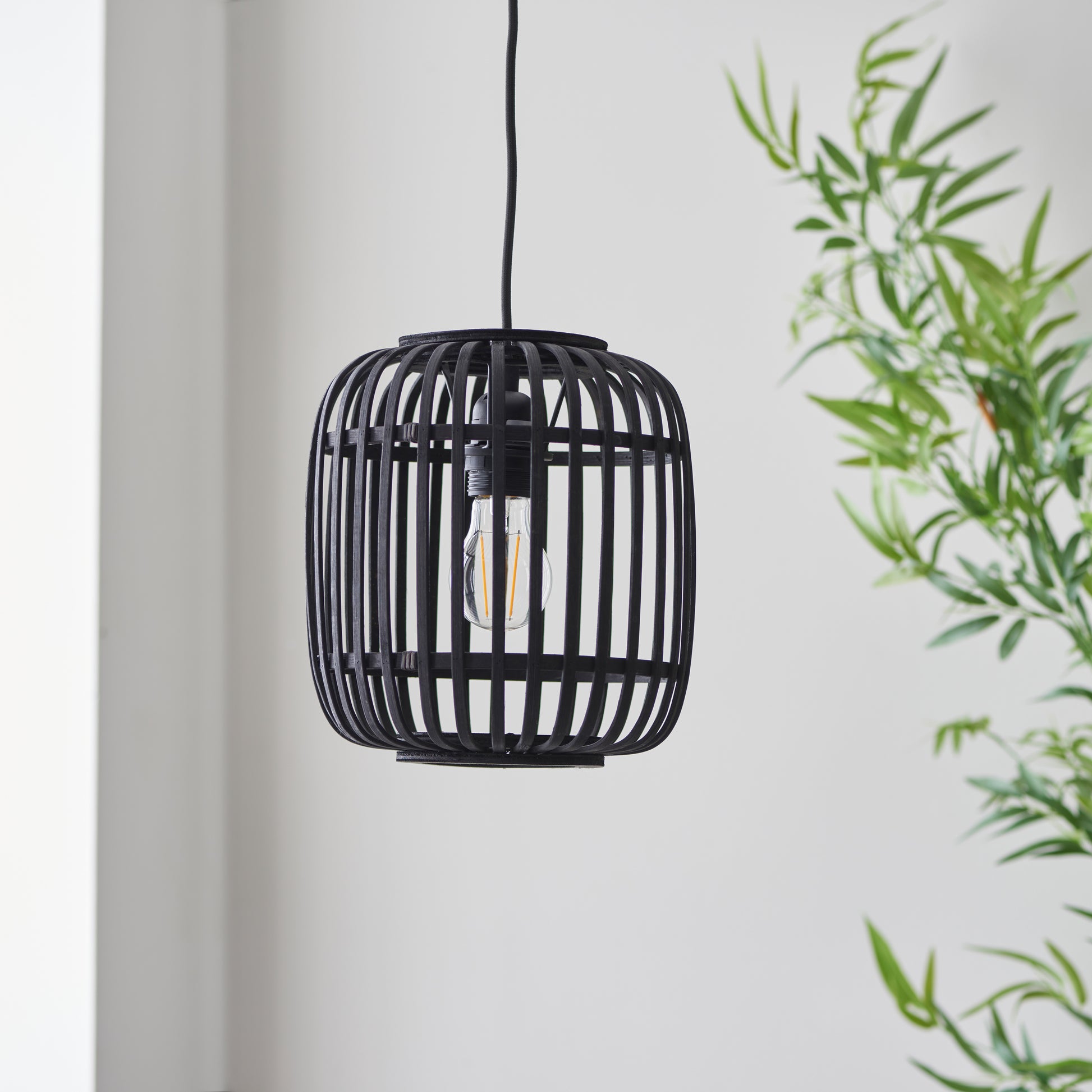 Mathias 1 Pendant Light Dark Bamboo – Black
