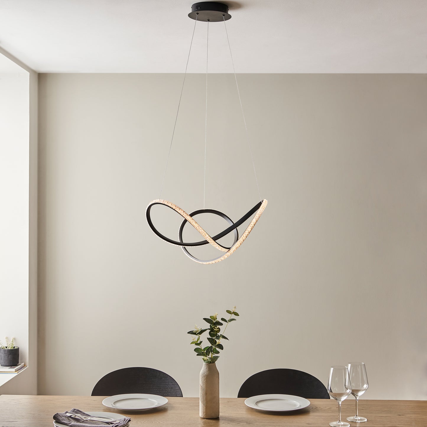 Francisca 1 Pendant Light Textured Black – Black