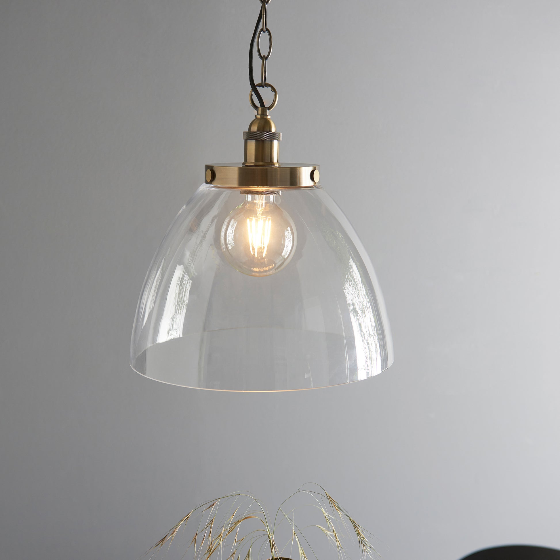 Hansen Grand 1 Pendant Light Antique Brass – Brass