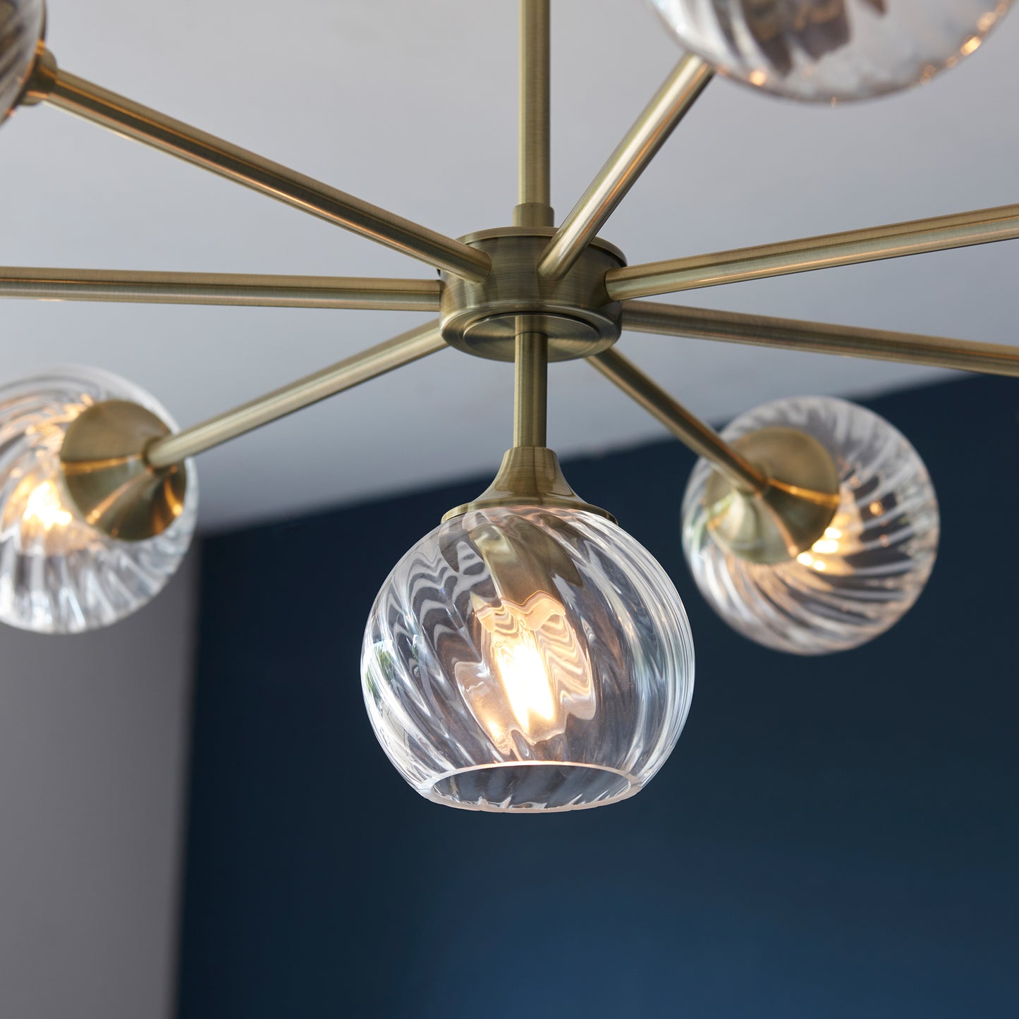 Allegra 8 Pendant Light Antique Brass – Brass