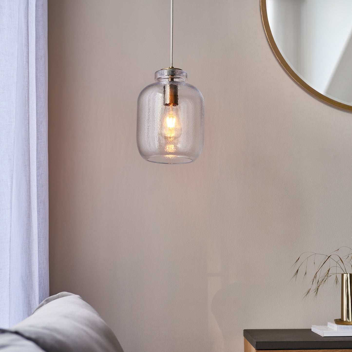 Lyra 1 Pendant Light Antique Brass – Brass