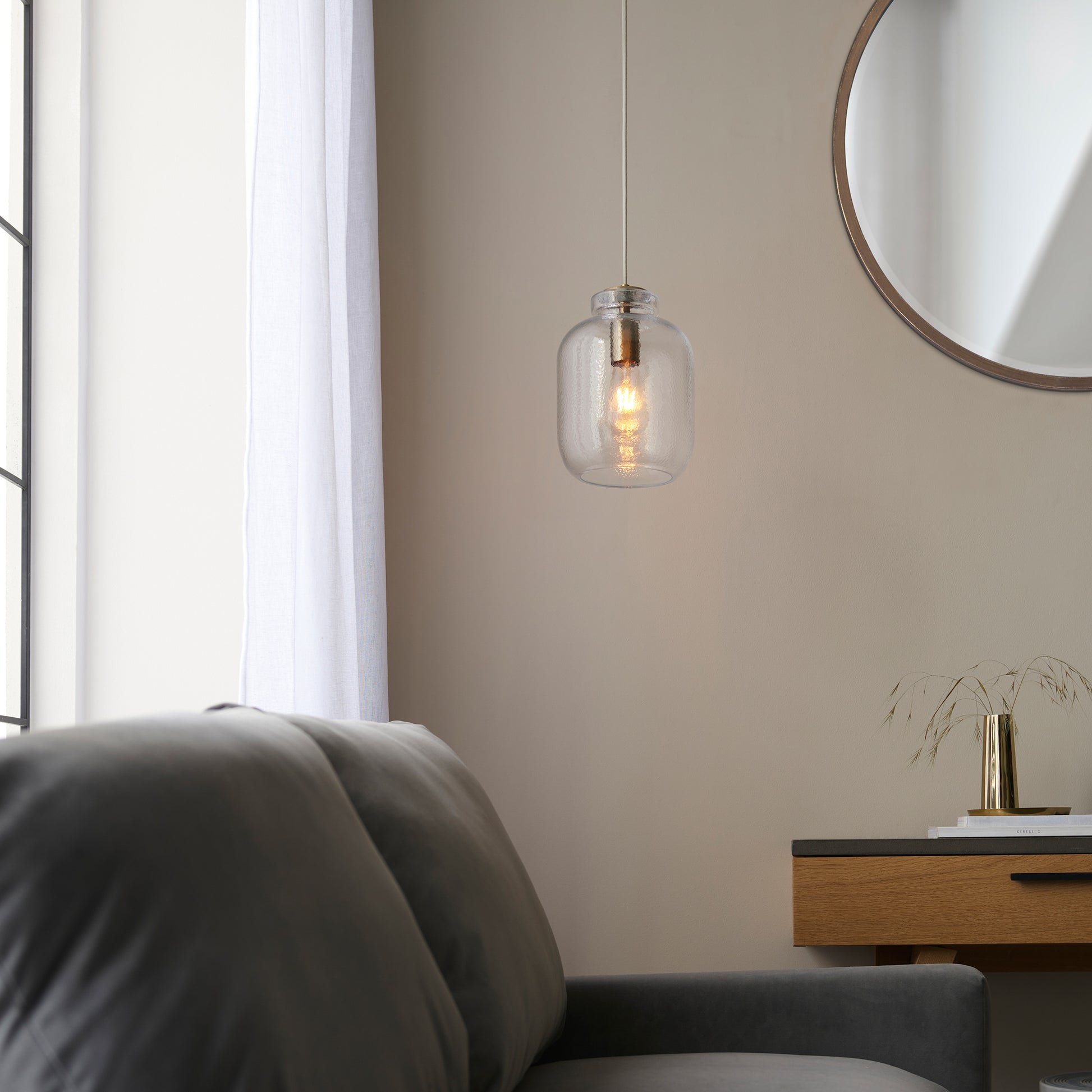 Lyra 1 Pendant Light Antique Brass – Brass