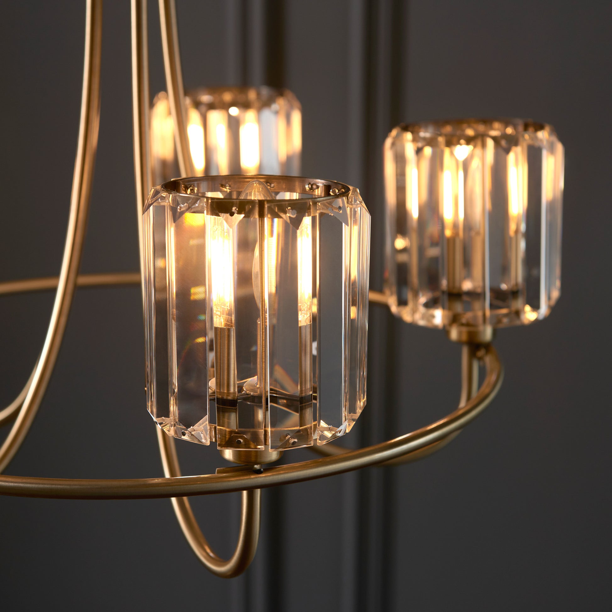 Berenice 5 Pendant Light Antique Brass – Brass