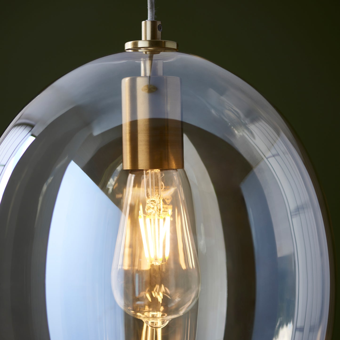 Kelda Oval Pendant Satin Brass Champagne – Champagne