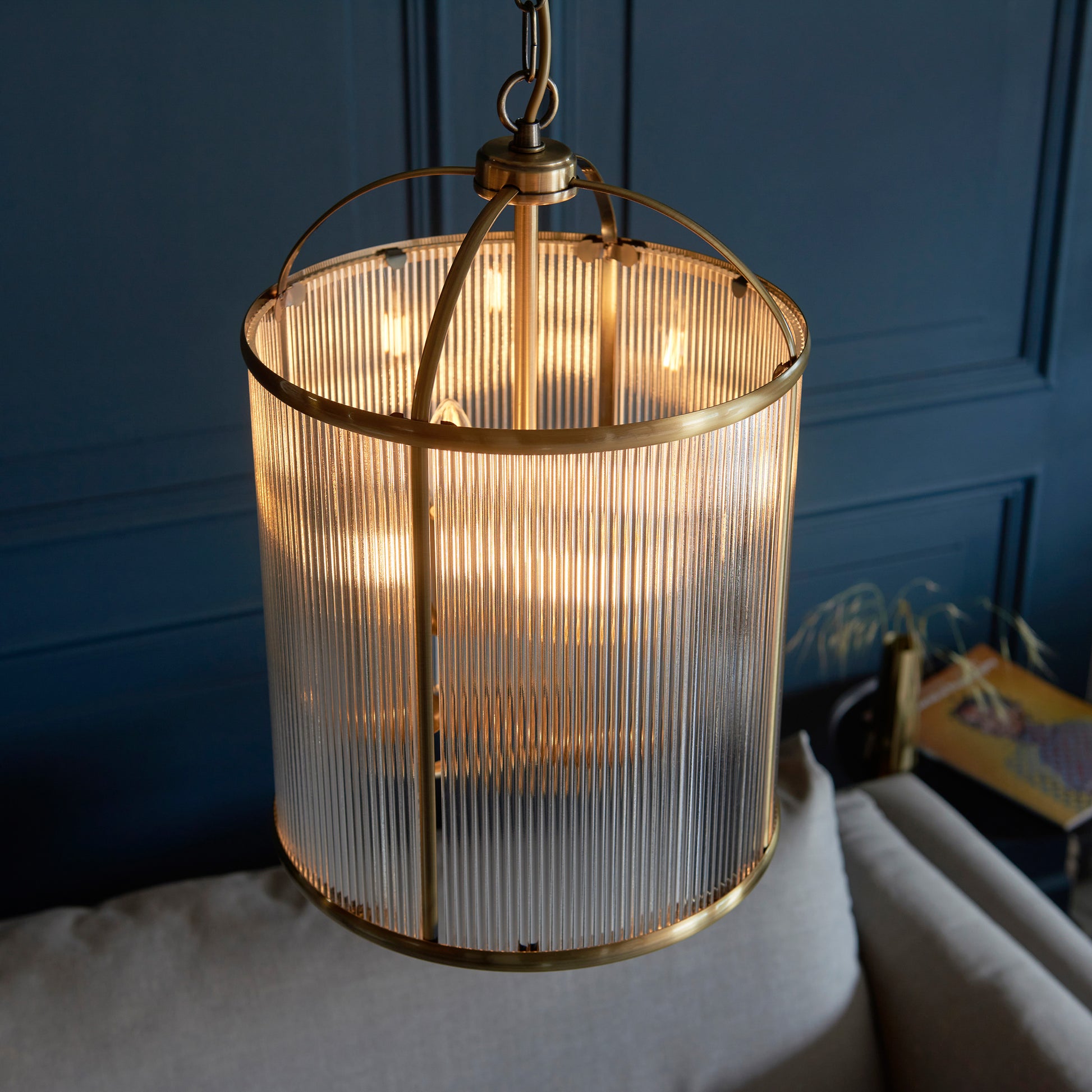 Lambeth Ribbed 4lt Pendant – Brass