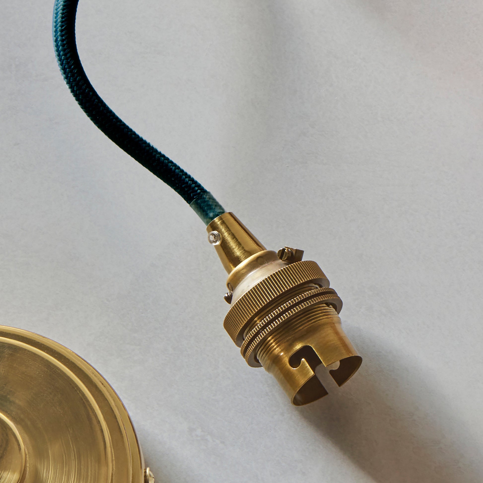 Eltham 1 Pendant Brushed Aged Brass Blue Flex – Brass
