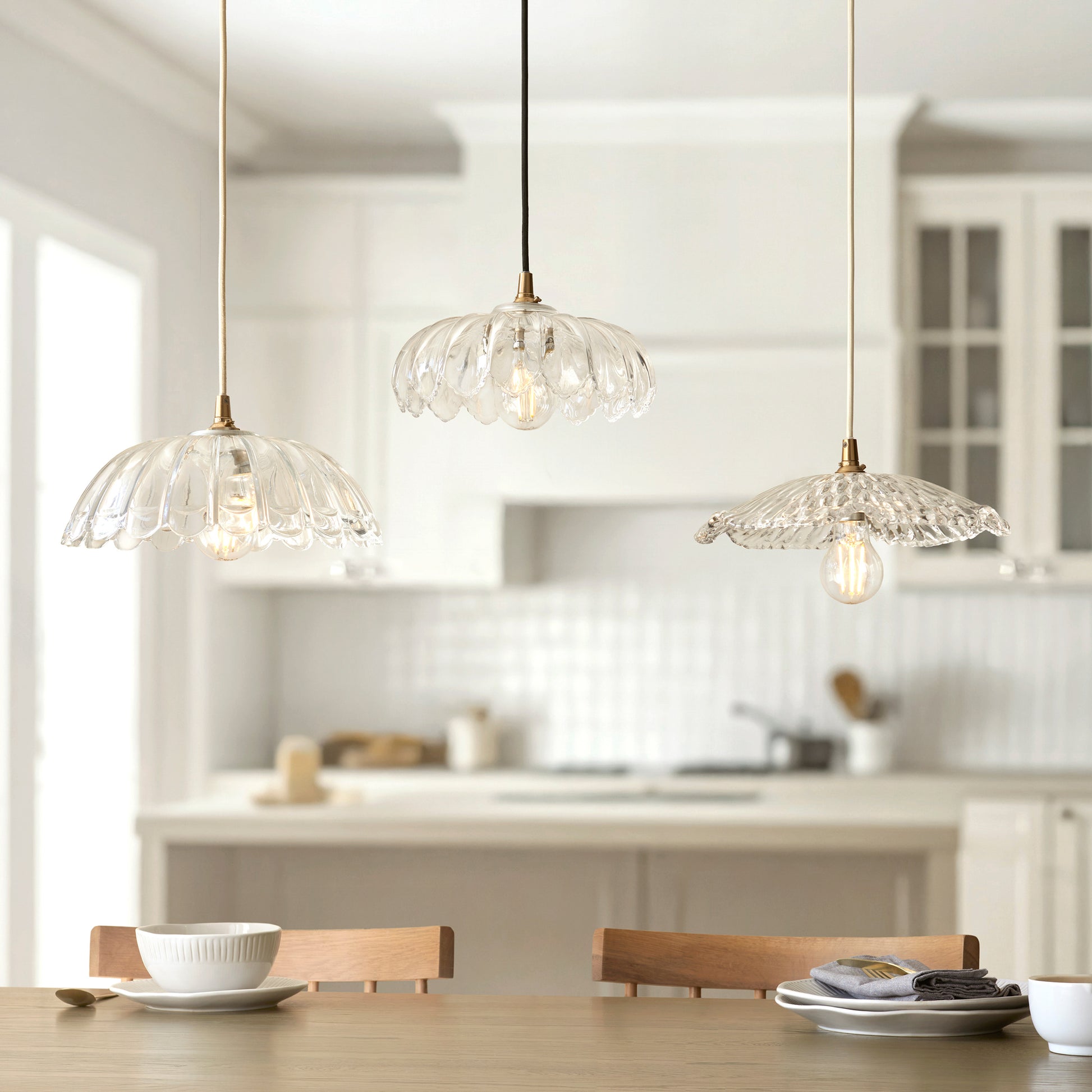 Camellia 1 Pendant Light – Clear