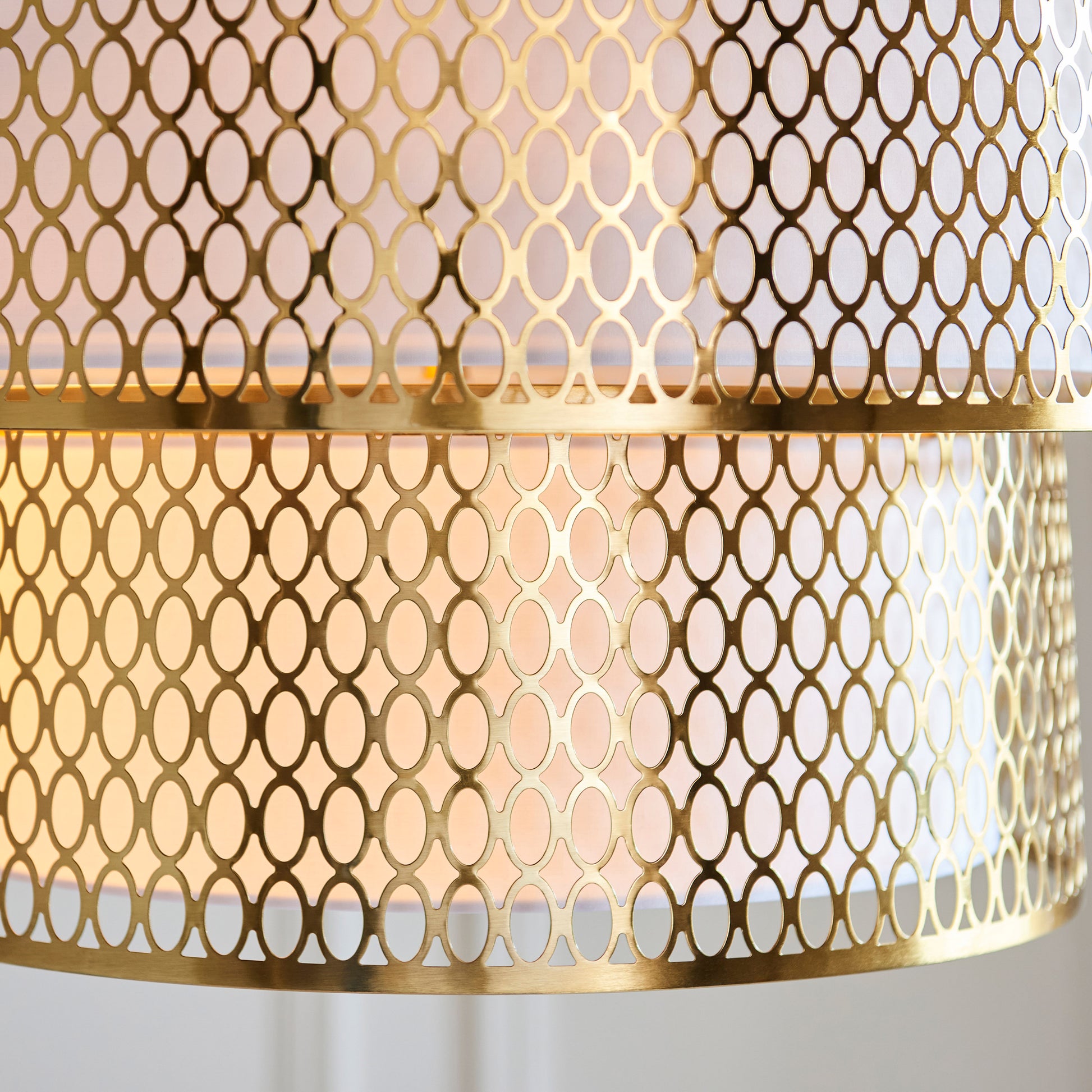 Cordero 6 Pendant Light Gold/White – Gold