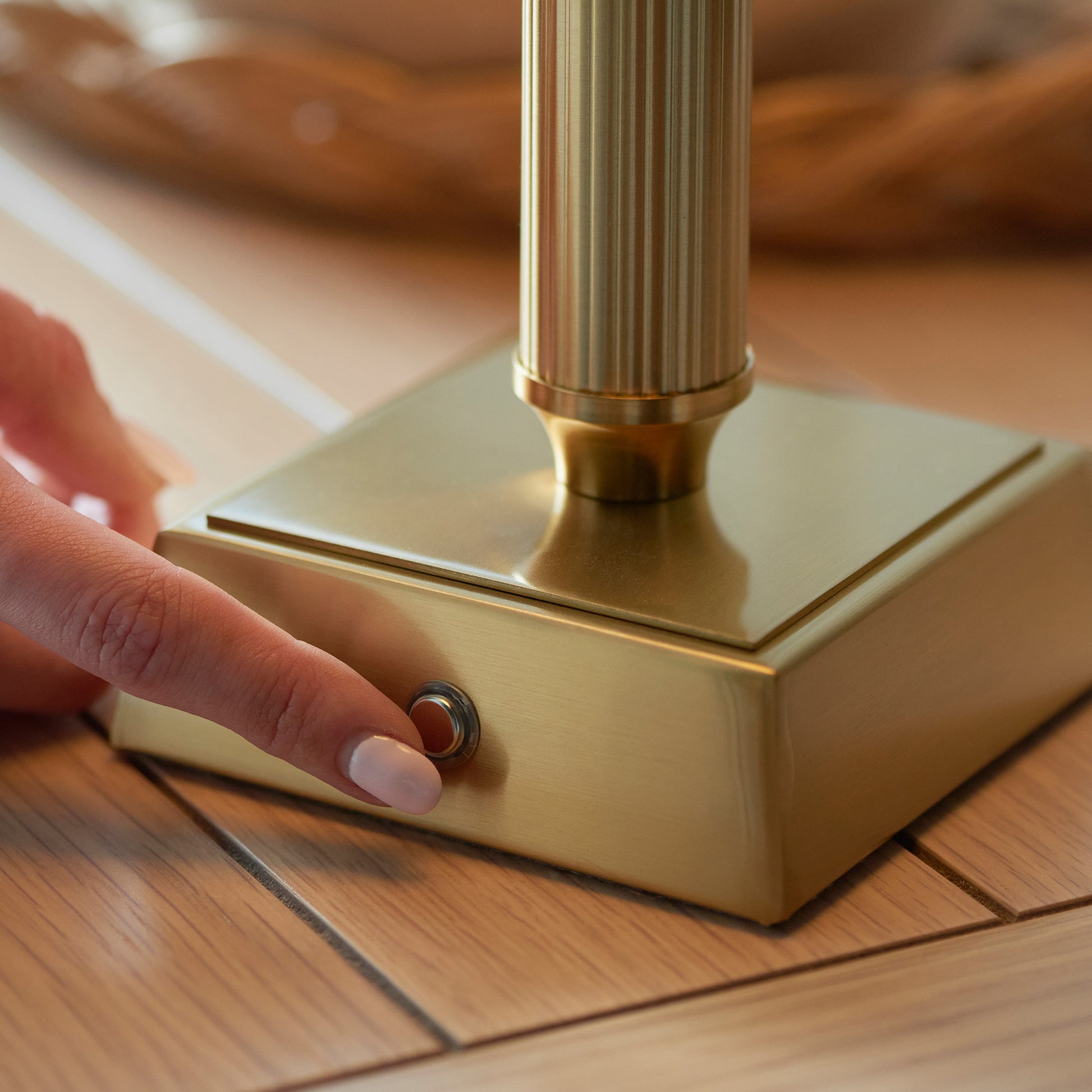 Trobridge Rechargeable Table Lamp Base Aged Brass – Brass