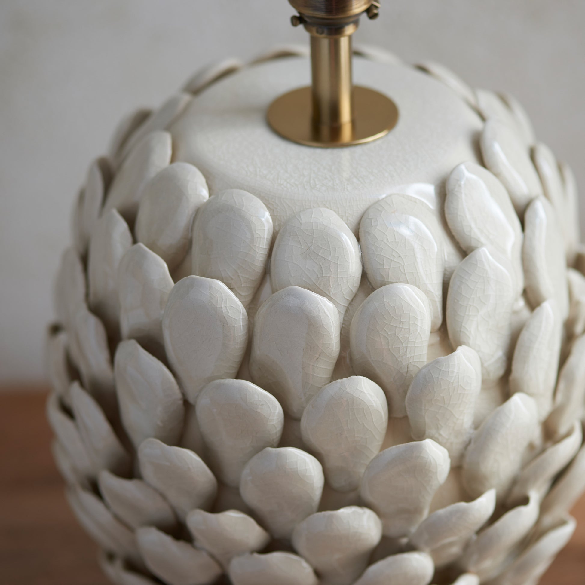 Layered Leaf Table Lamp Base Ivory Crackle Small – Cream