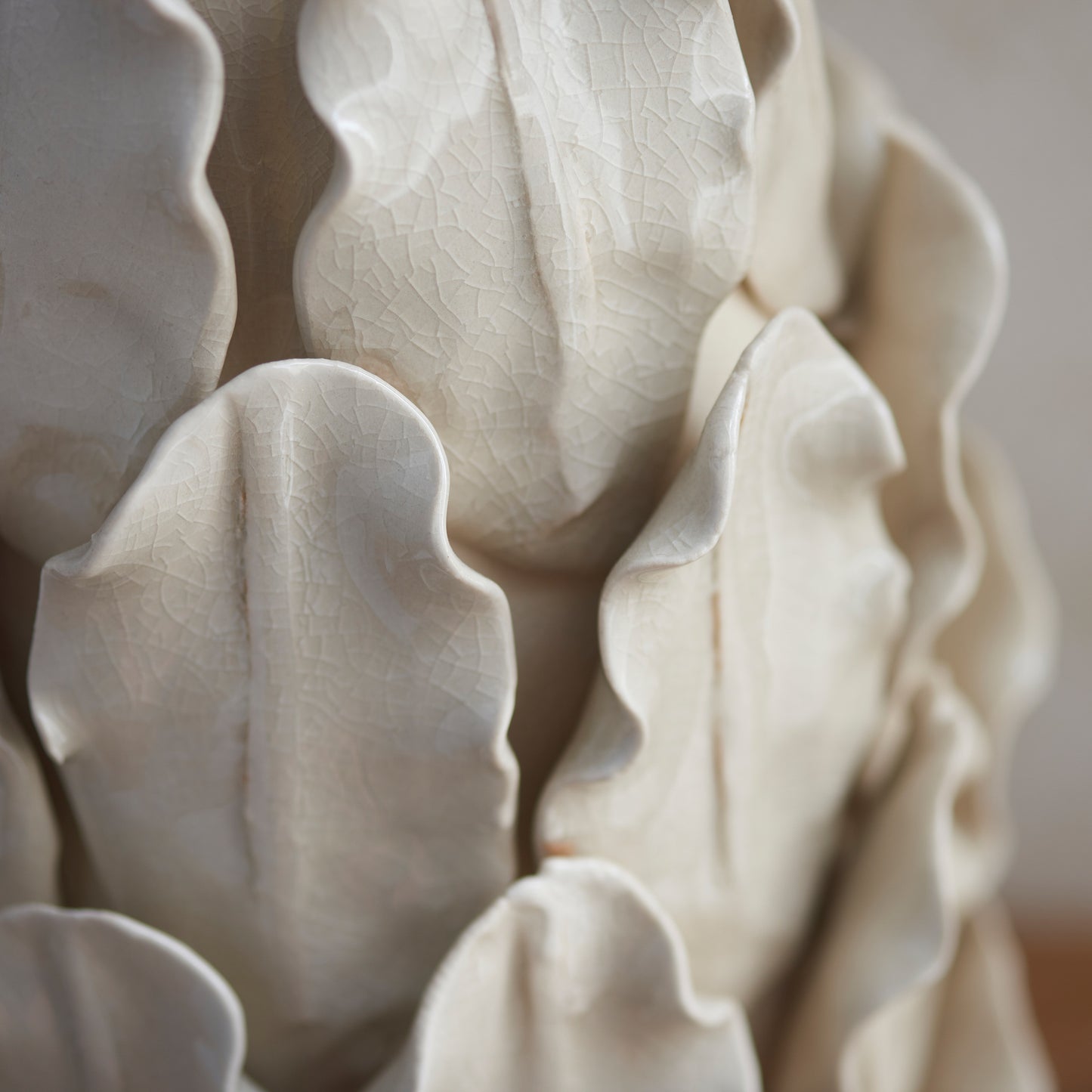 Layered Leaf Table Lamp Base Ivory Crackle Large – Cream