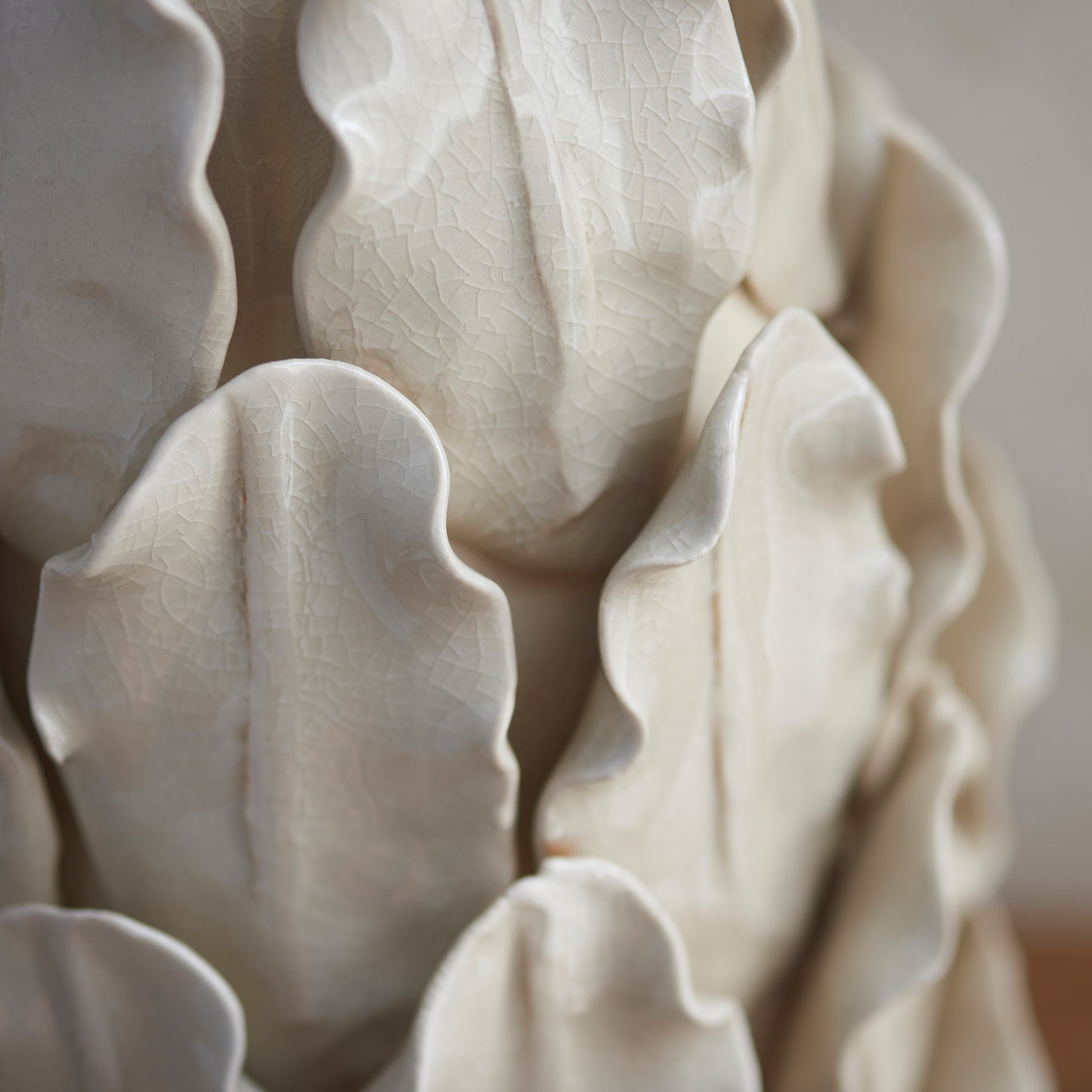 Layered Leaf Table Lamp Base Ivory Crackle Large – Cream