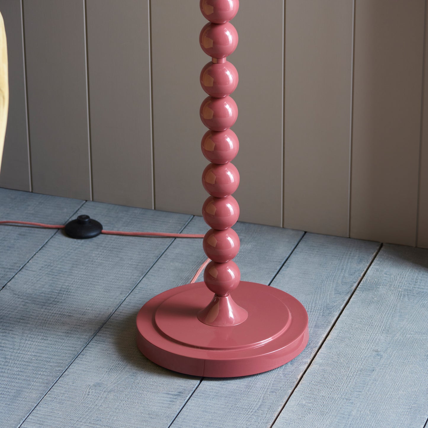 Higgledy Floor Lamp Base Gloss Pink Clay Paint – Pink