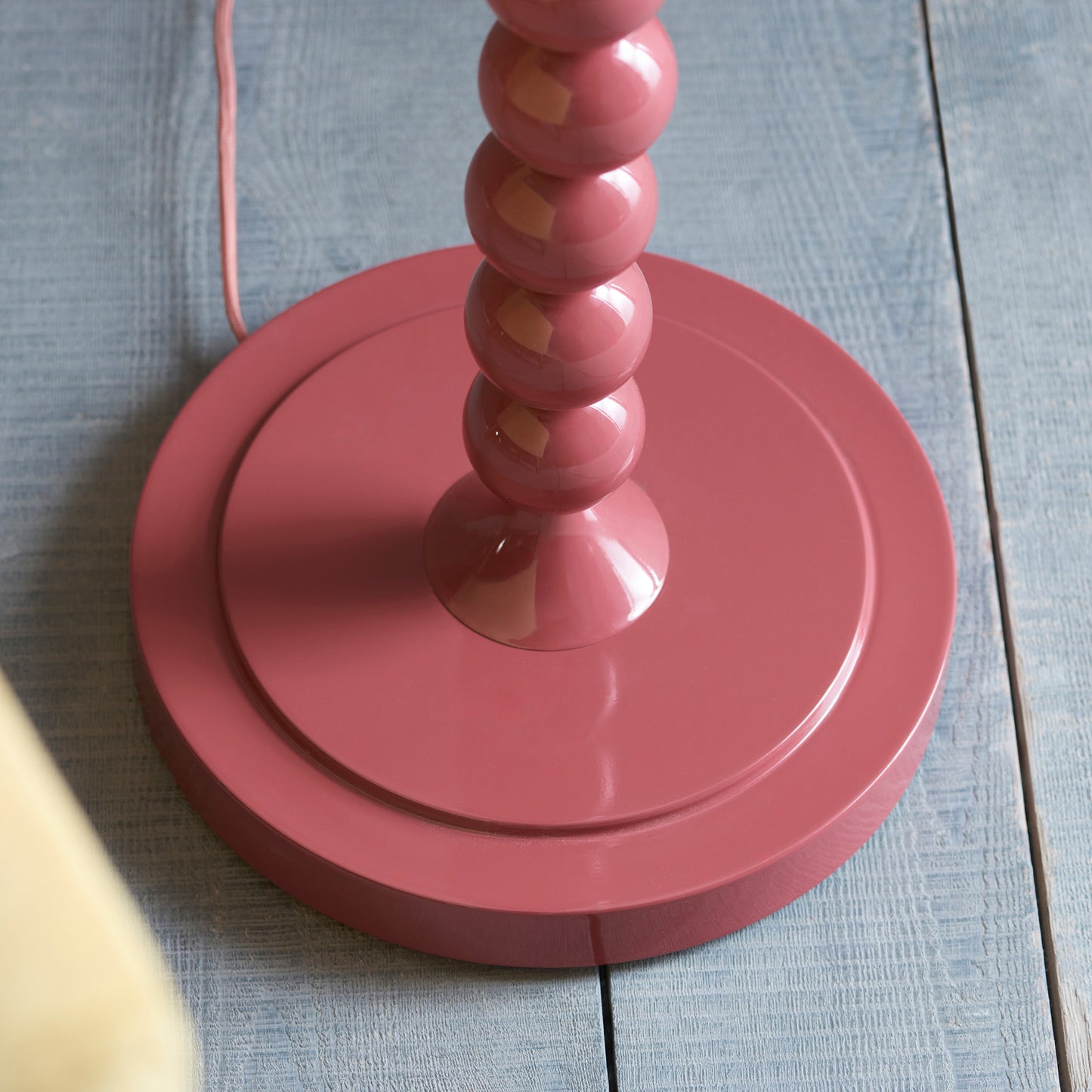 Higgledy Floor Lamp Base Gloss Pink Clay Paint – Pink