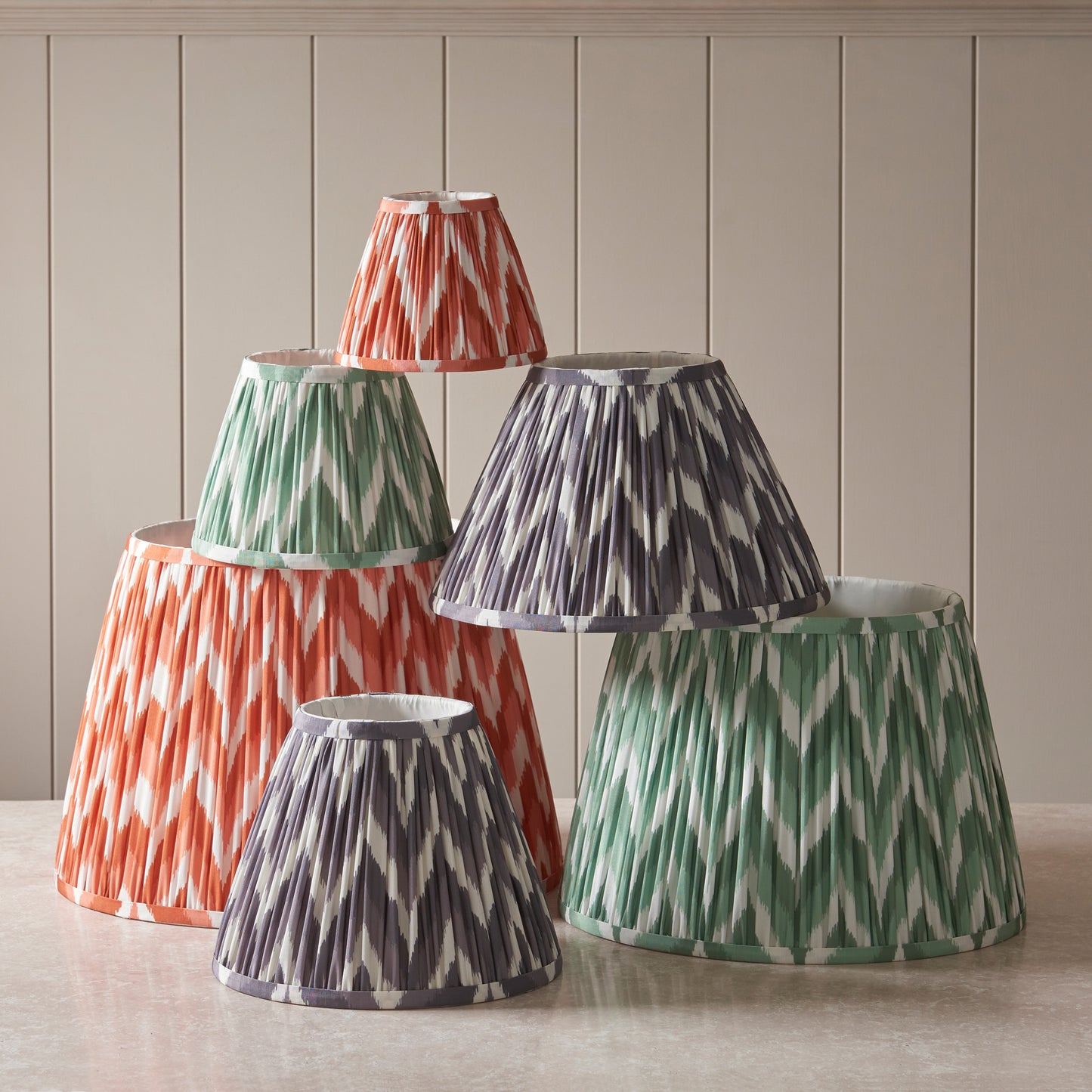 Zigzag Shade Pearl Grey Fabric 240x250x350mm – Grey
