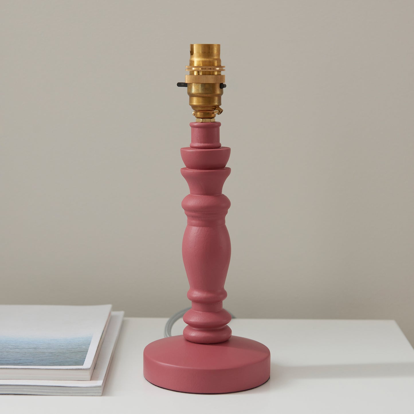 Bibury Table Lamp Base Satin Pink Clay Paint – Pink