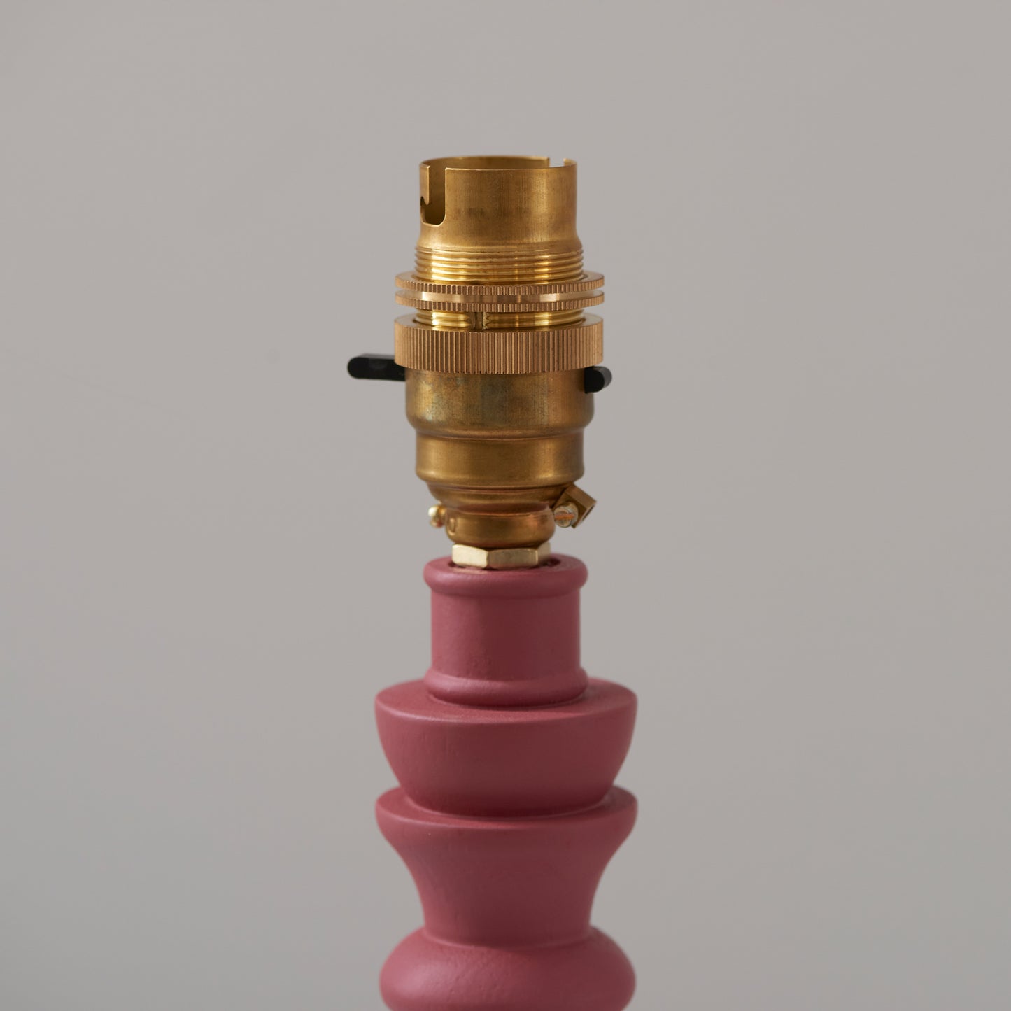 Bibury Table Lamp Base Satin Pink Clay Paint – Pink