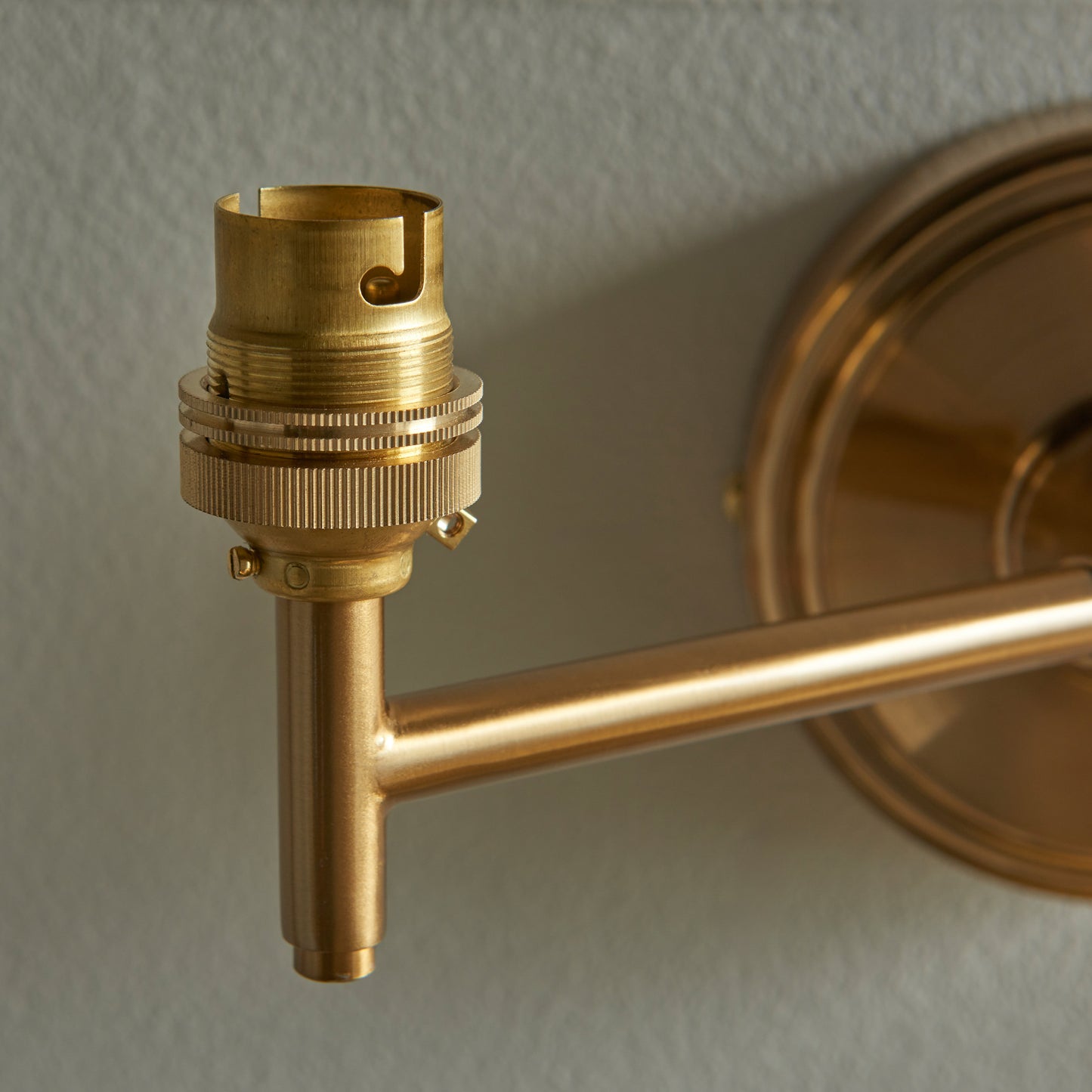 Step Fold 1 Wall Light Fitting Brushed Aged Brass – Brass