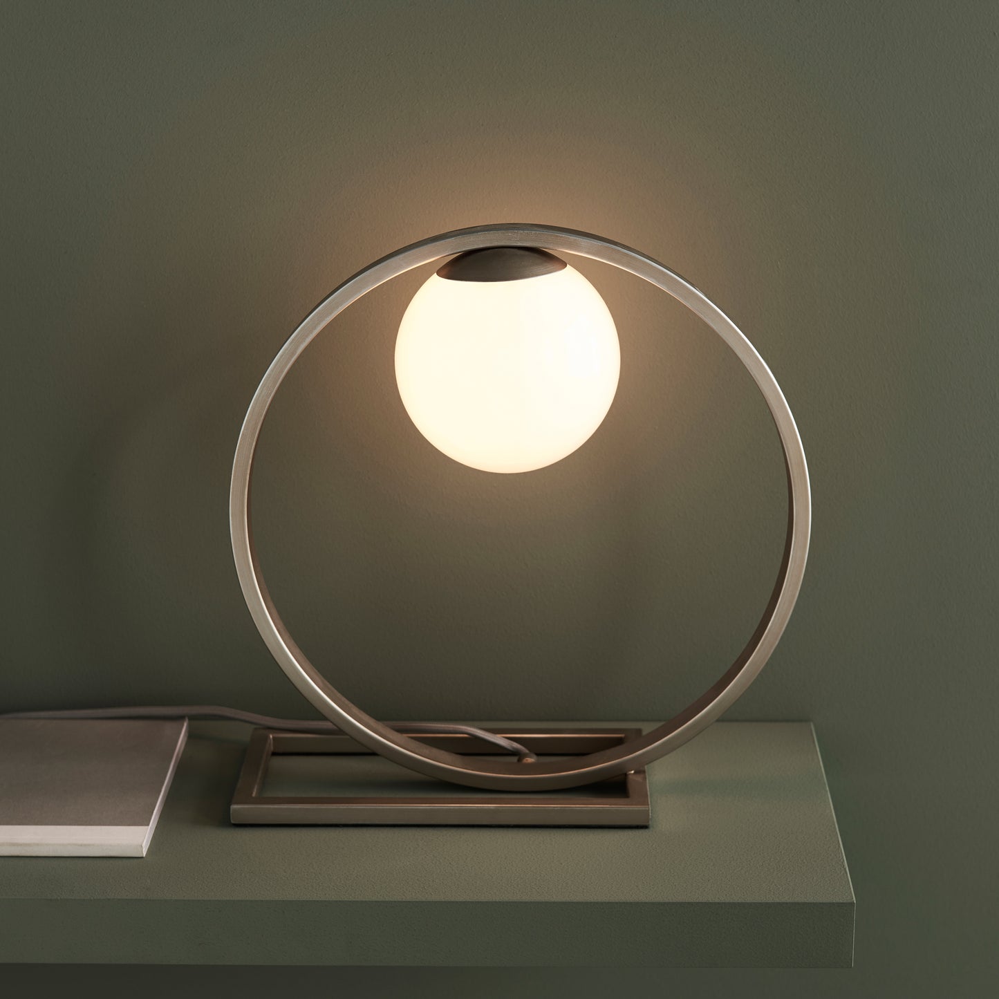 Enzo 1 Table Lamp Brushed Silver – Silver