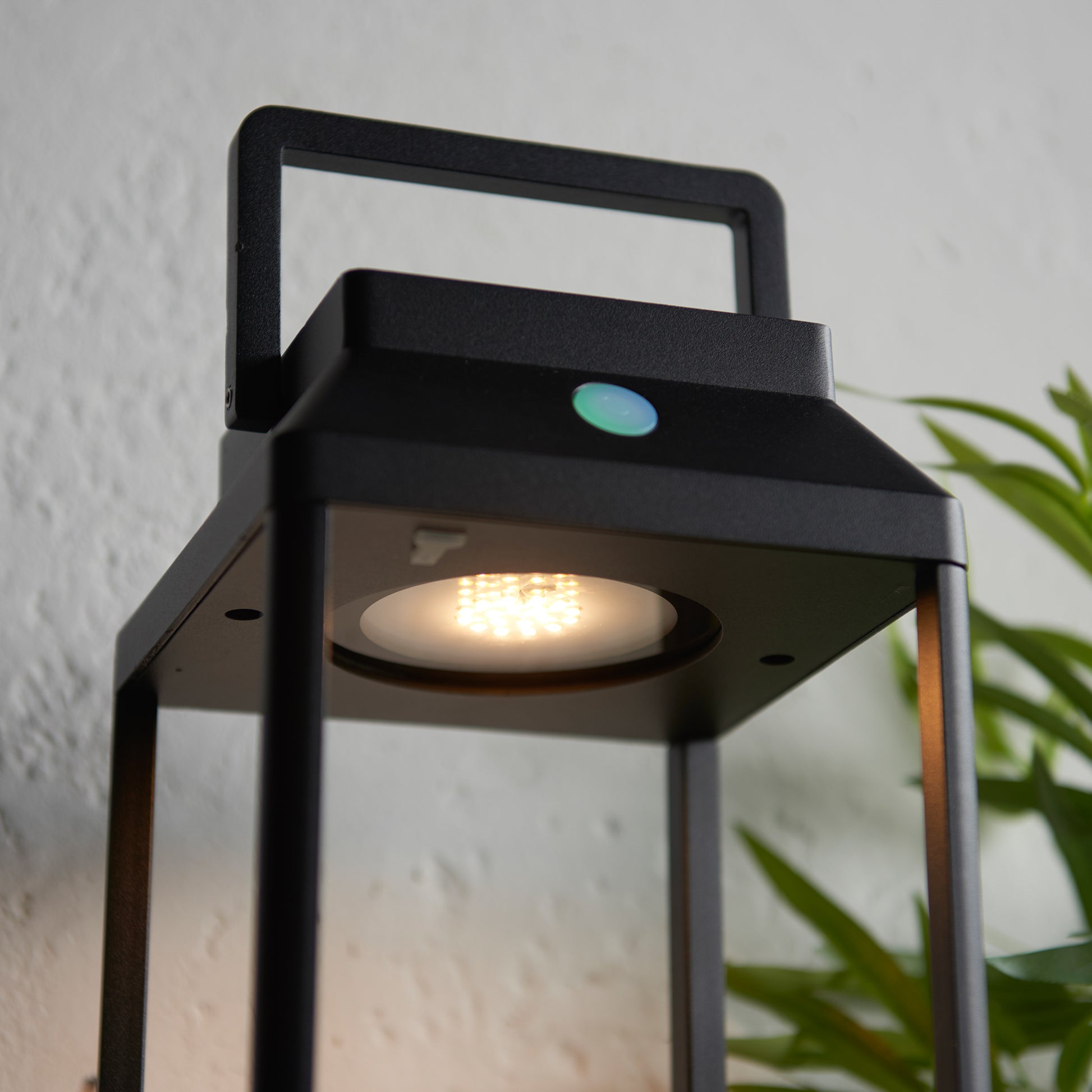Linterna Outdoor 1 Table Lamp – Black