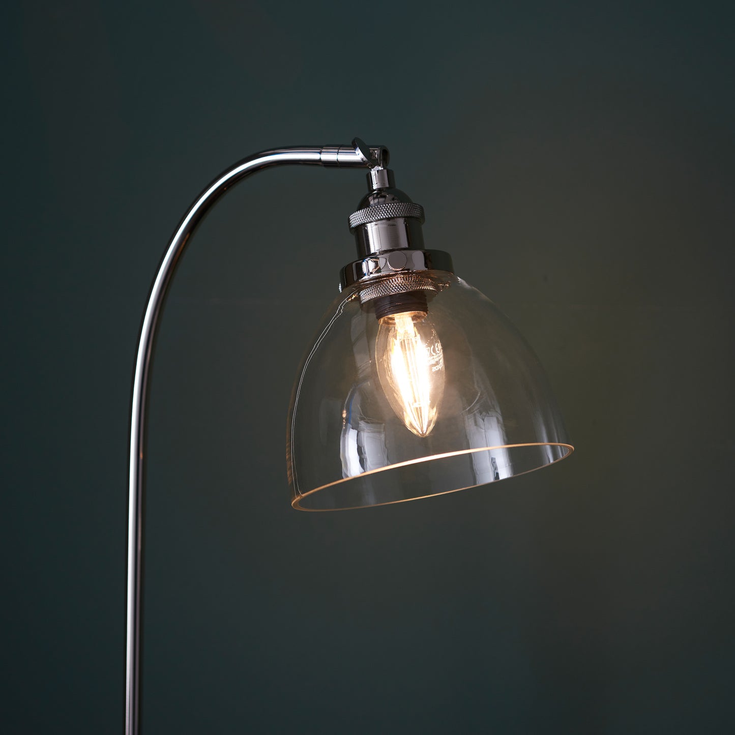 Hansen Table Lamp Bright Nickel – Nickel
