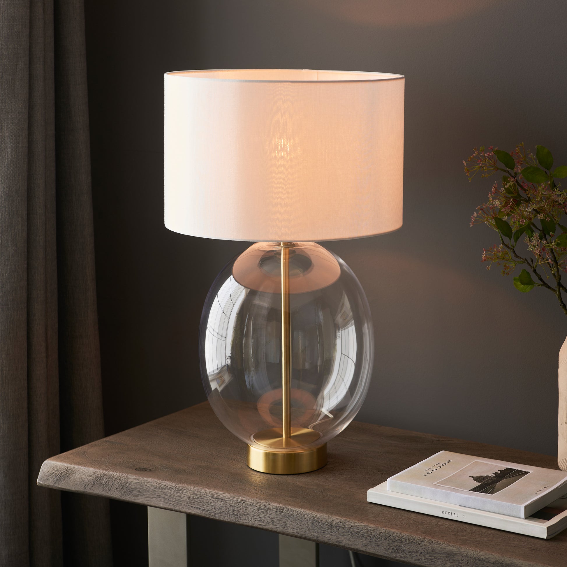 Kelda Oval Table Lamp Satin Brass Vintage White – White