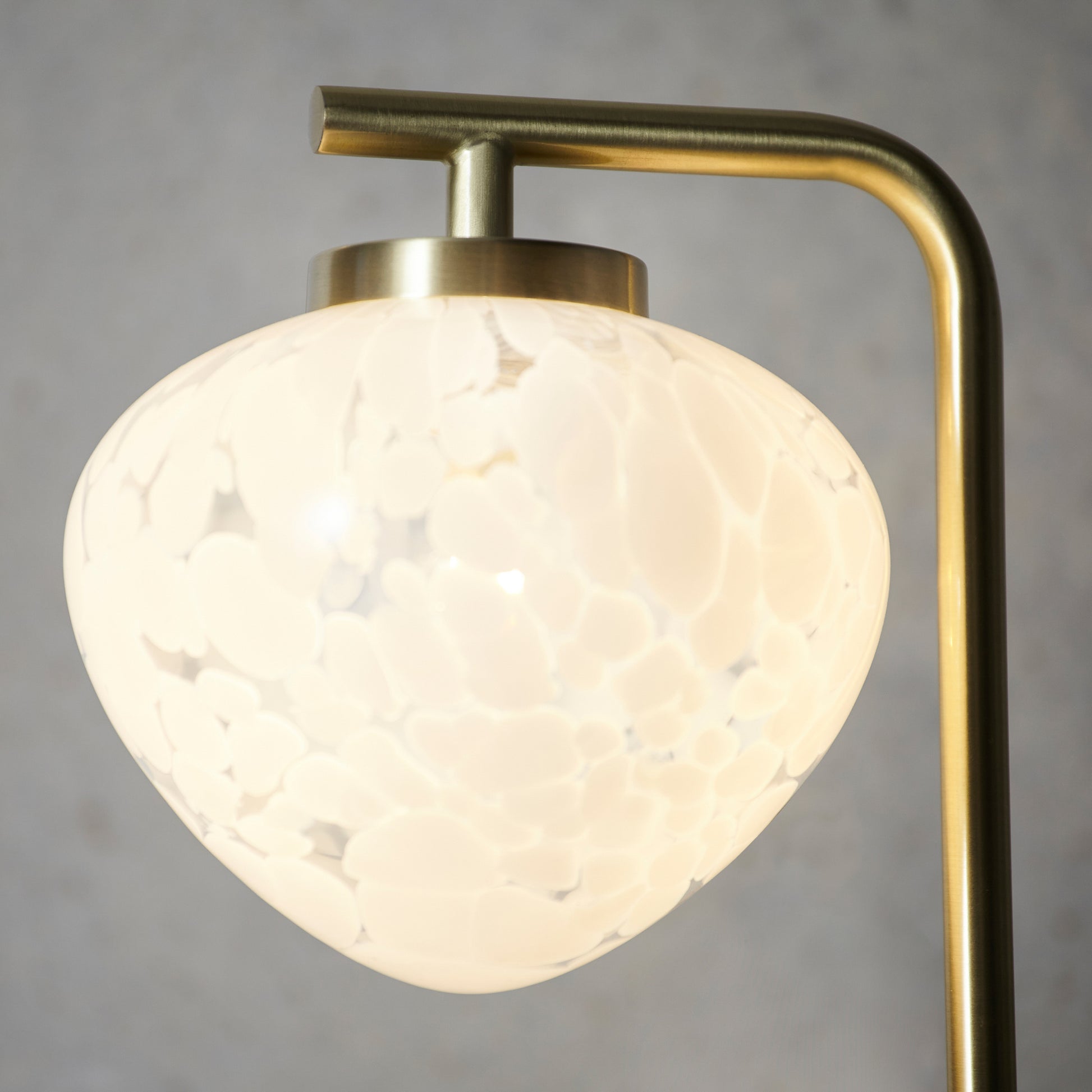Mali 1 Table Lamp Satin Brass – Brass