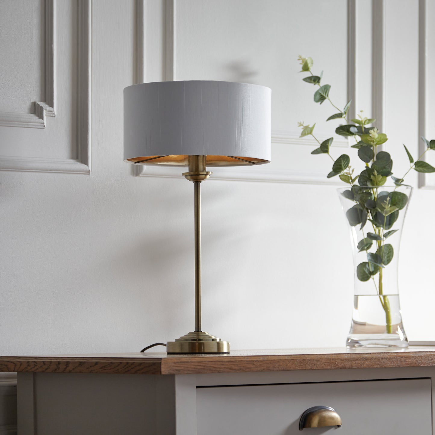 Highclere Table Lamp Antique Brass – Brass