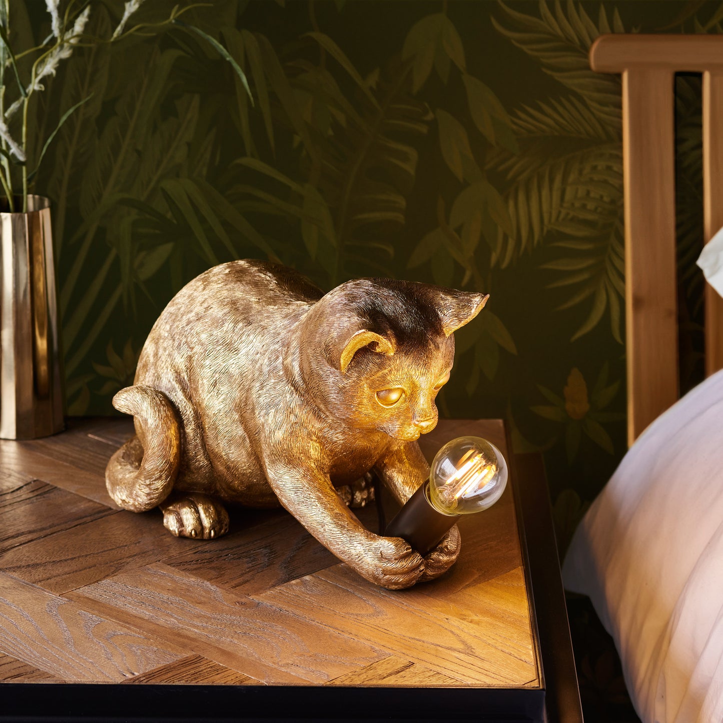 Kitten Table Lamp Vintage Gold – Gold