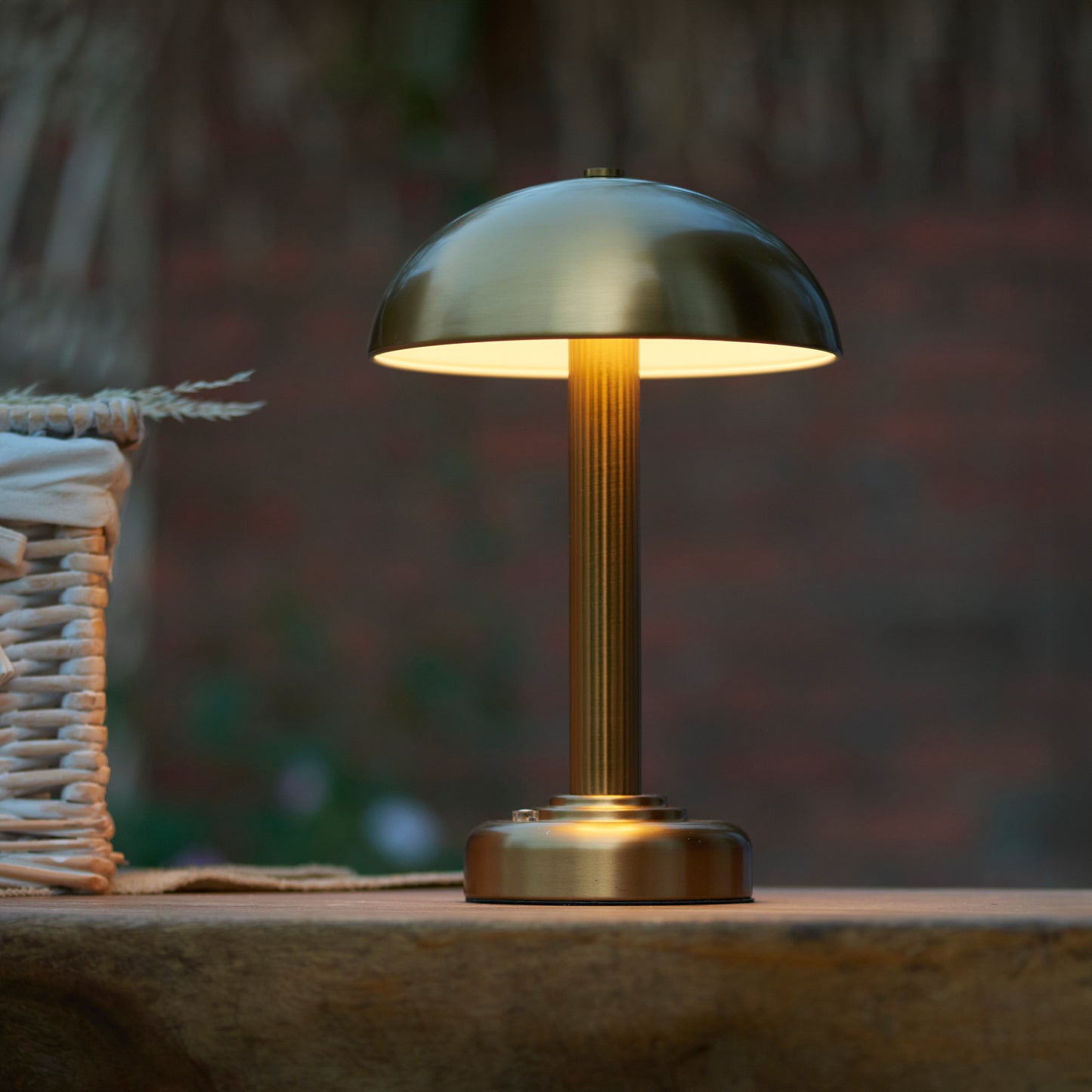 Bridport Rechargeable Table Lamp Warm Brass – Brass