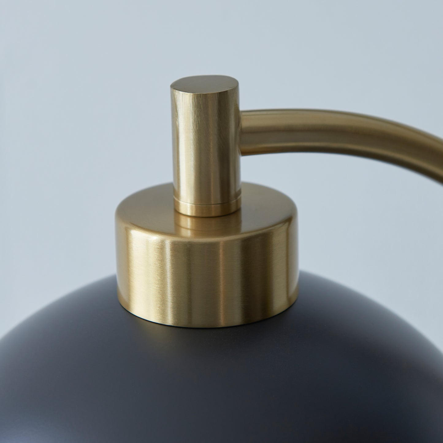 Buchanan Table Lamp Matt Black – Black