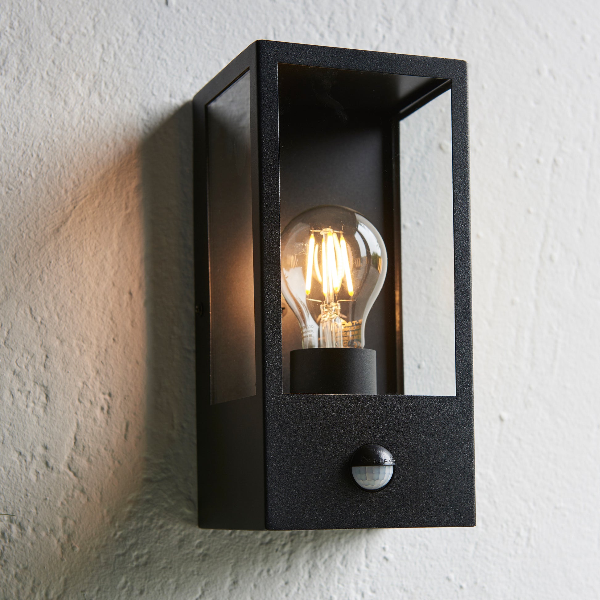 Oxford Outdoor PIR 1 Wall Light Black – Black
