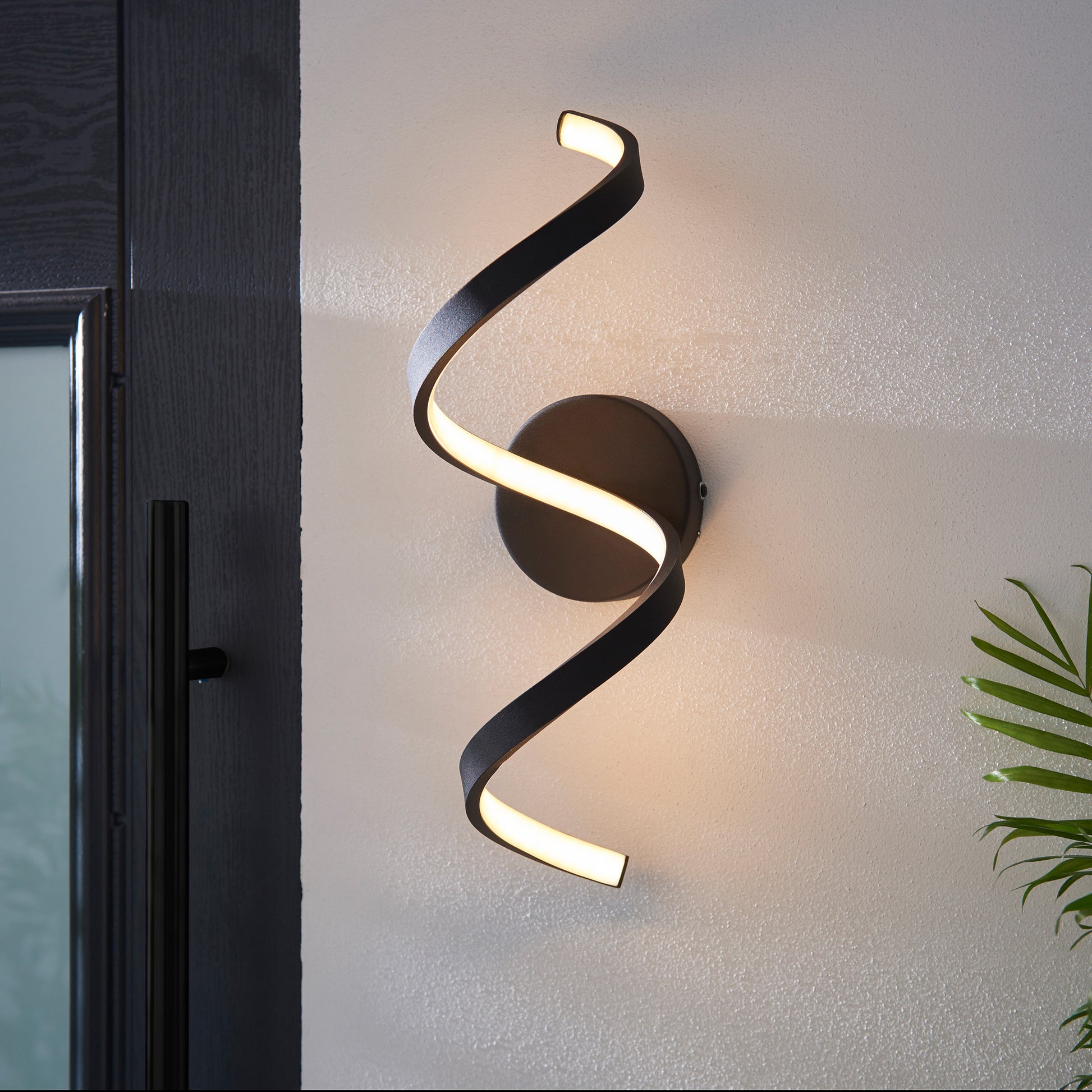 Astral Outdoor 1 Wall Light Black – Black