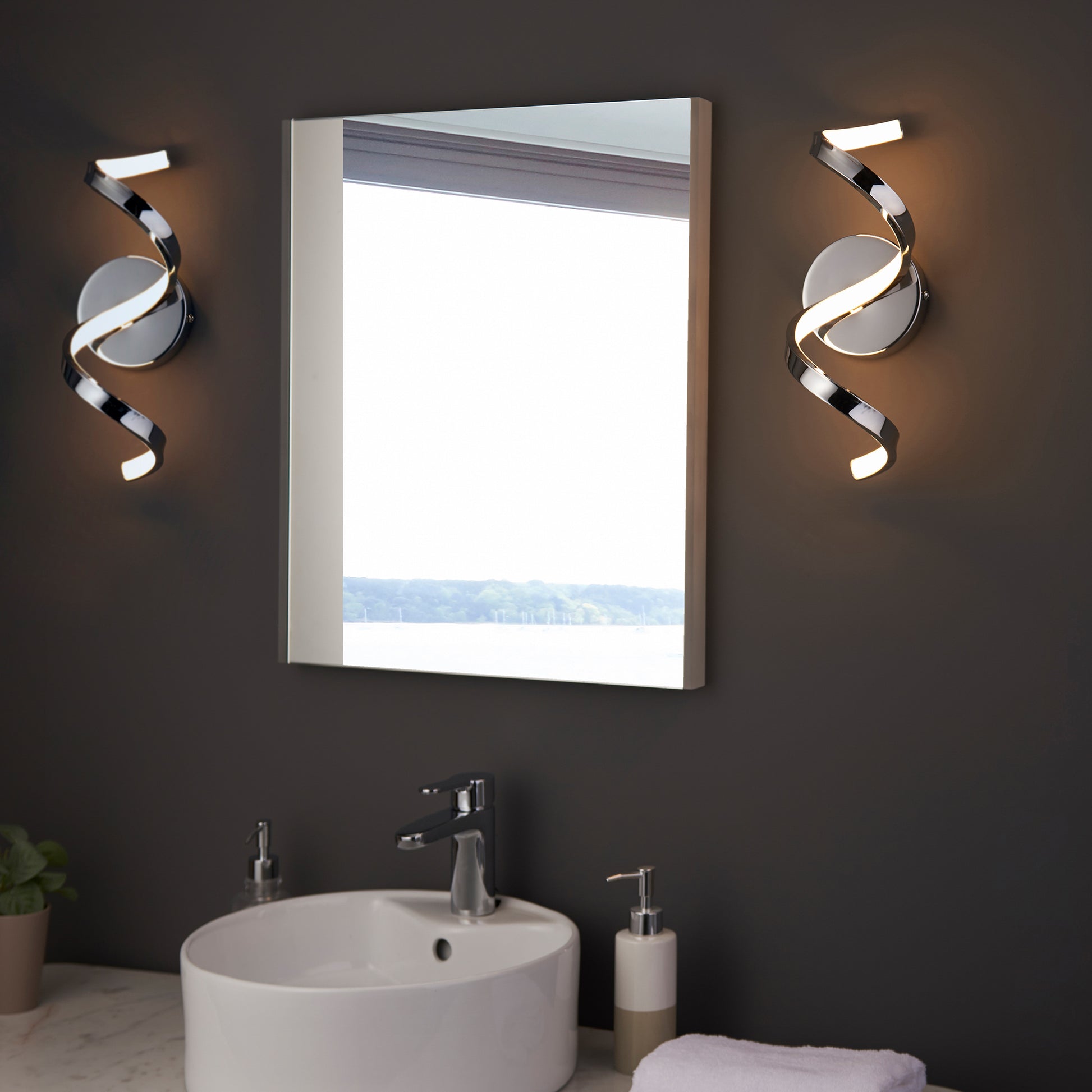 Astral Bathroom 1 Wall Light Chrome – Chrome