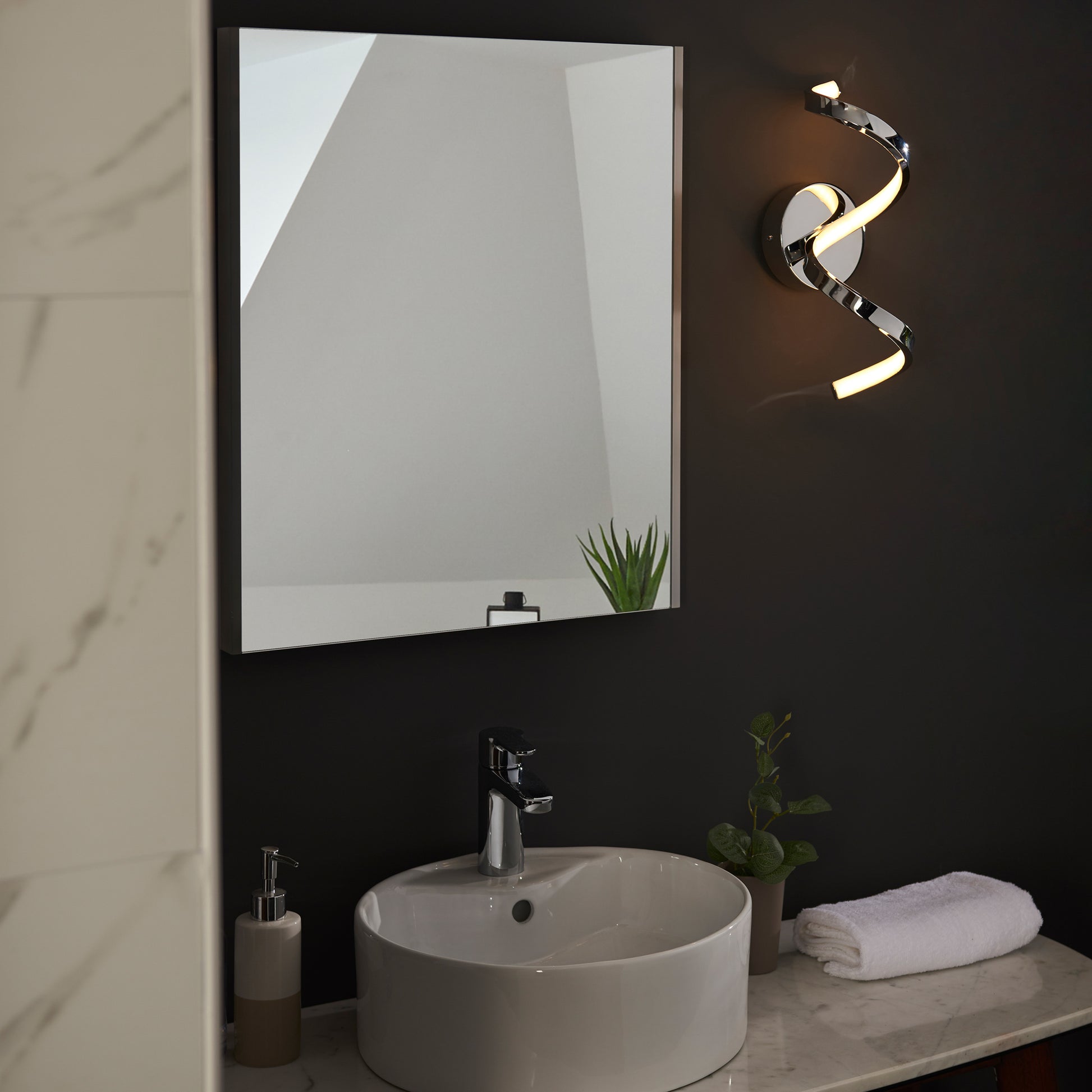 Astral Bathroom 1 Wall Light Chrome – Chrome
