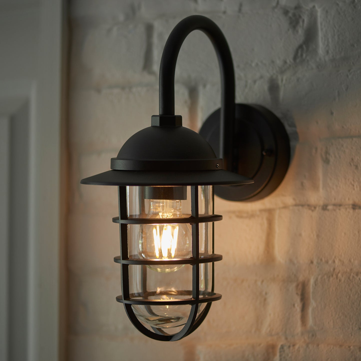 Port Outdoor 1 Wall Light – Black
