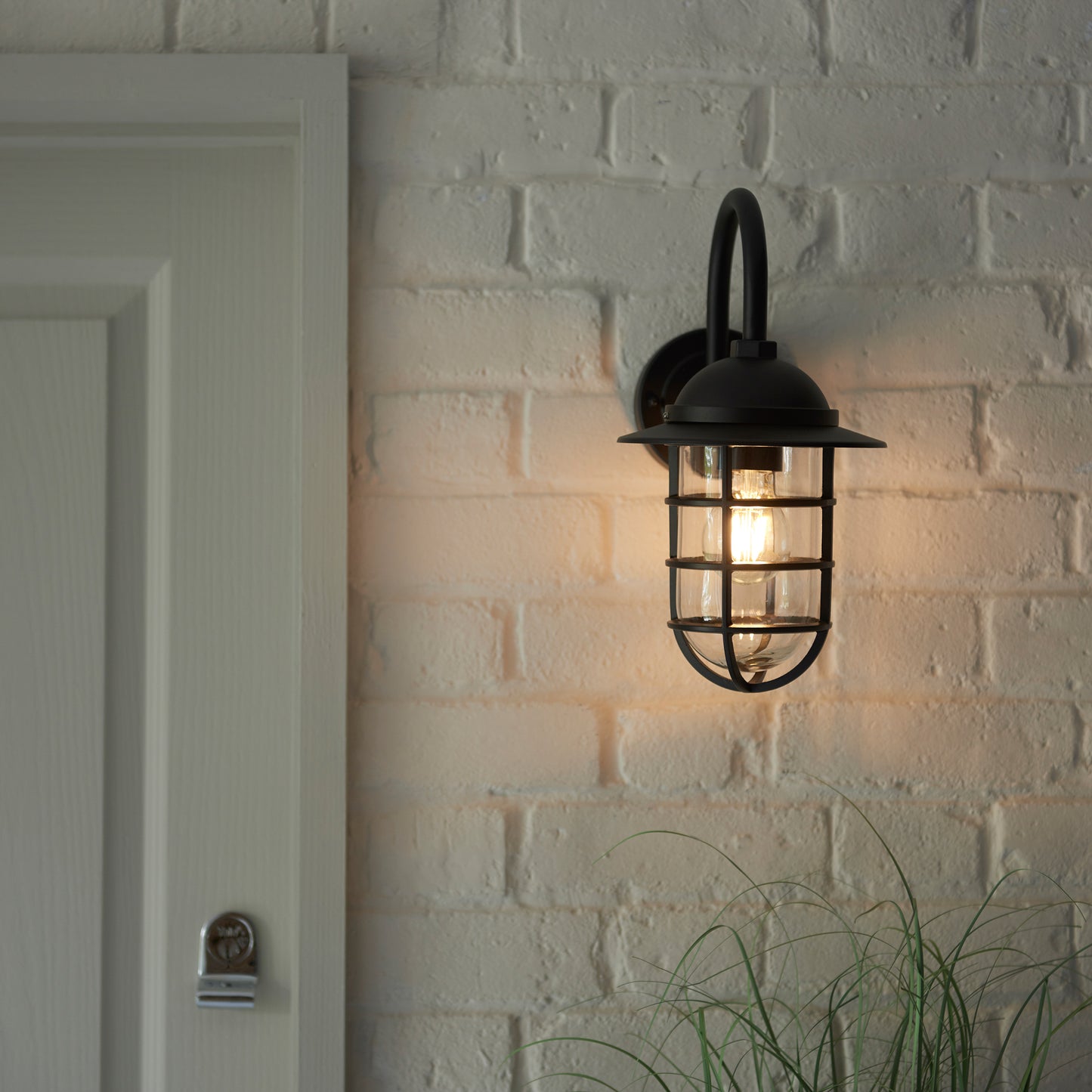 Port Outdoor 1 Wall Light – Black