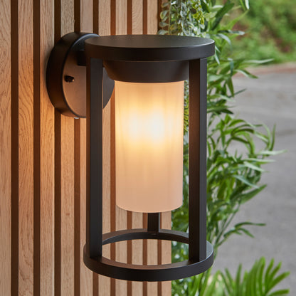 Braden Outdoor 1 Wall Light – Black