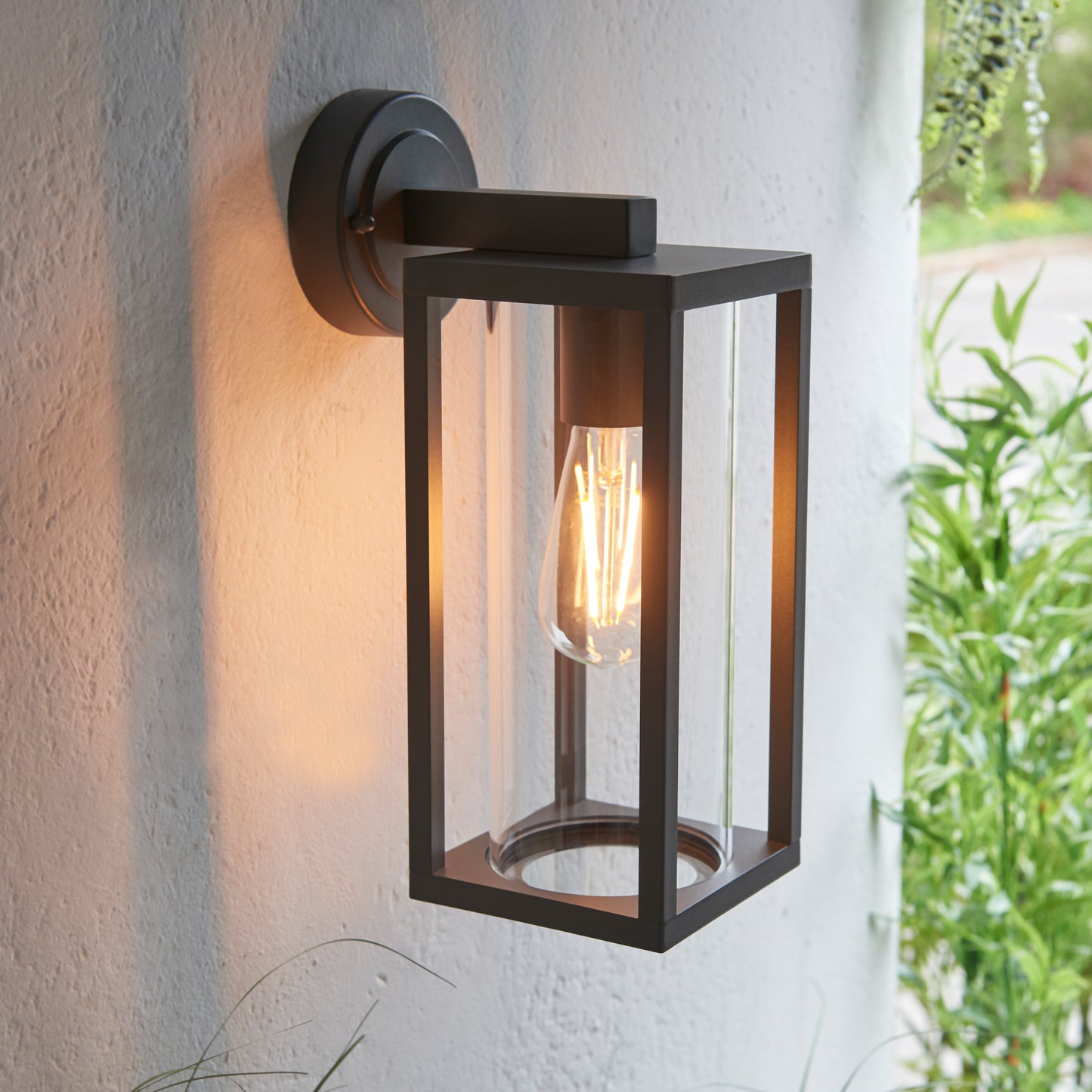 Hamden Outdoor 1 Wall Light – Black