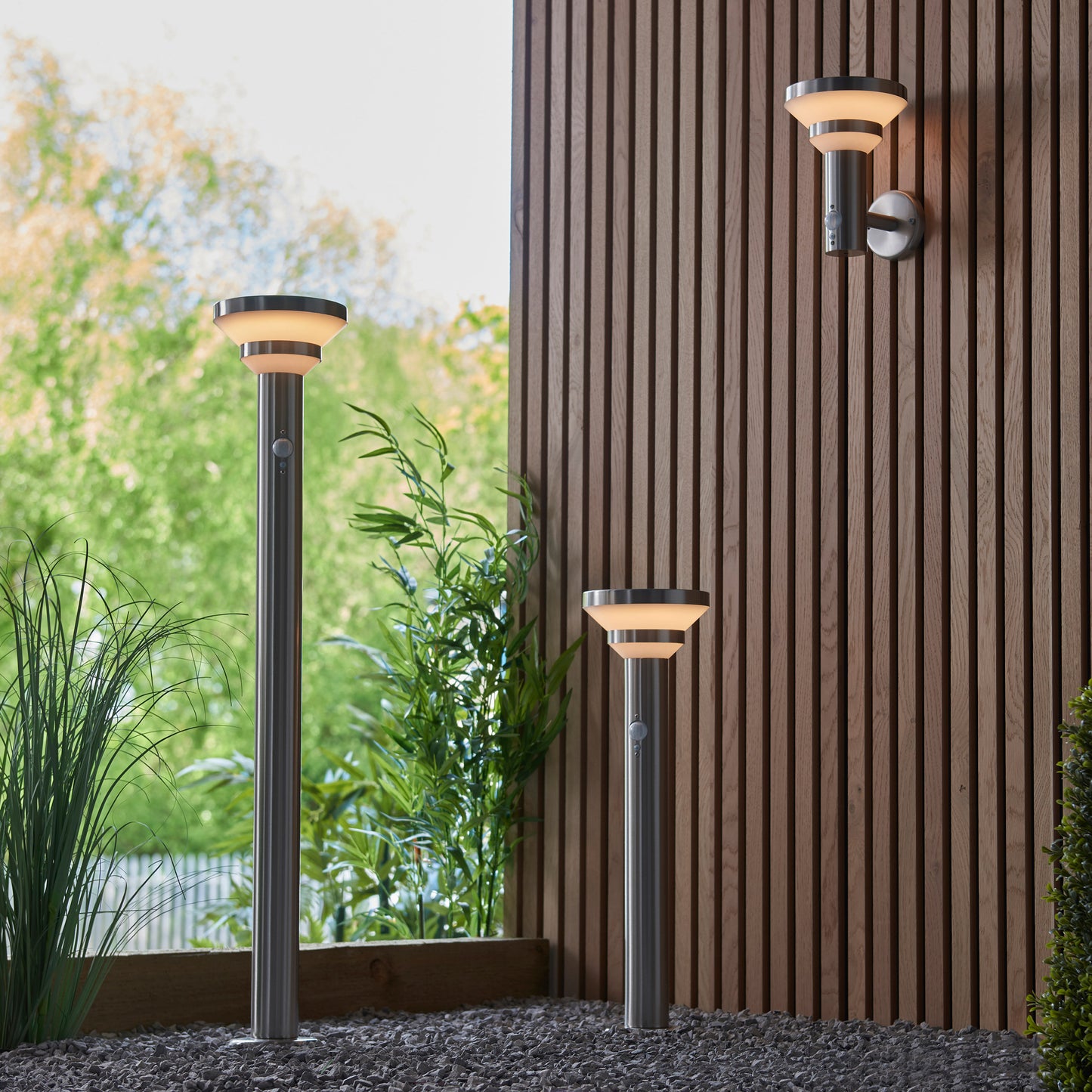 Halston Outdoor 1 Wall Light – Silver
